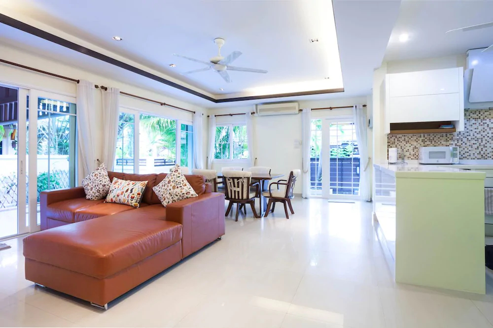 Golden Ville Pool Villa