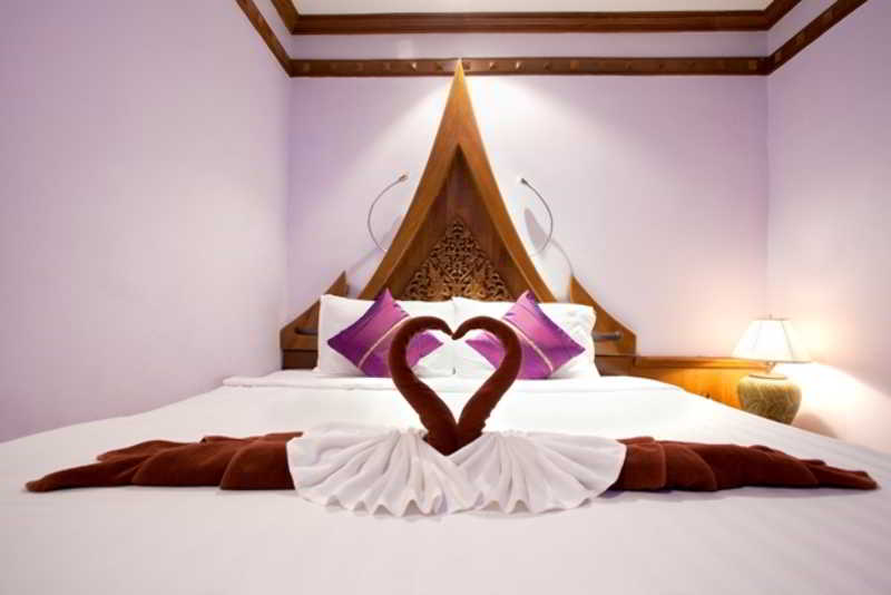 Grand Blue Hotel