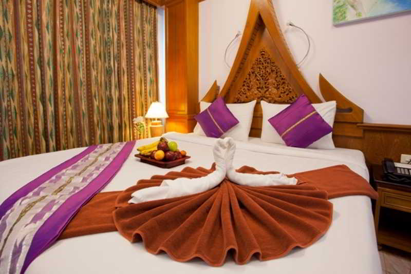 Grand Blue Hotel