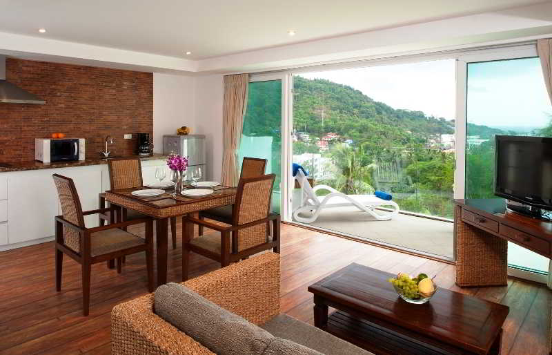 Kata Ocean View Residences