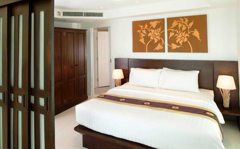 Kata Ocean View Residences