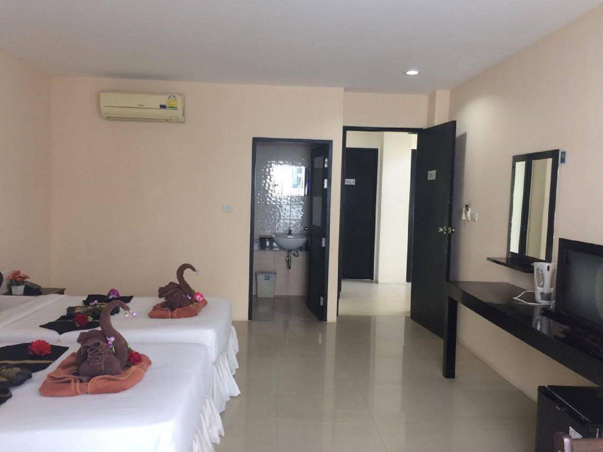 Five Loaves Beds Patong