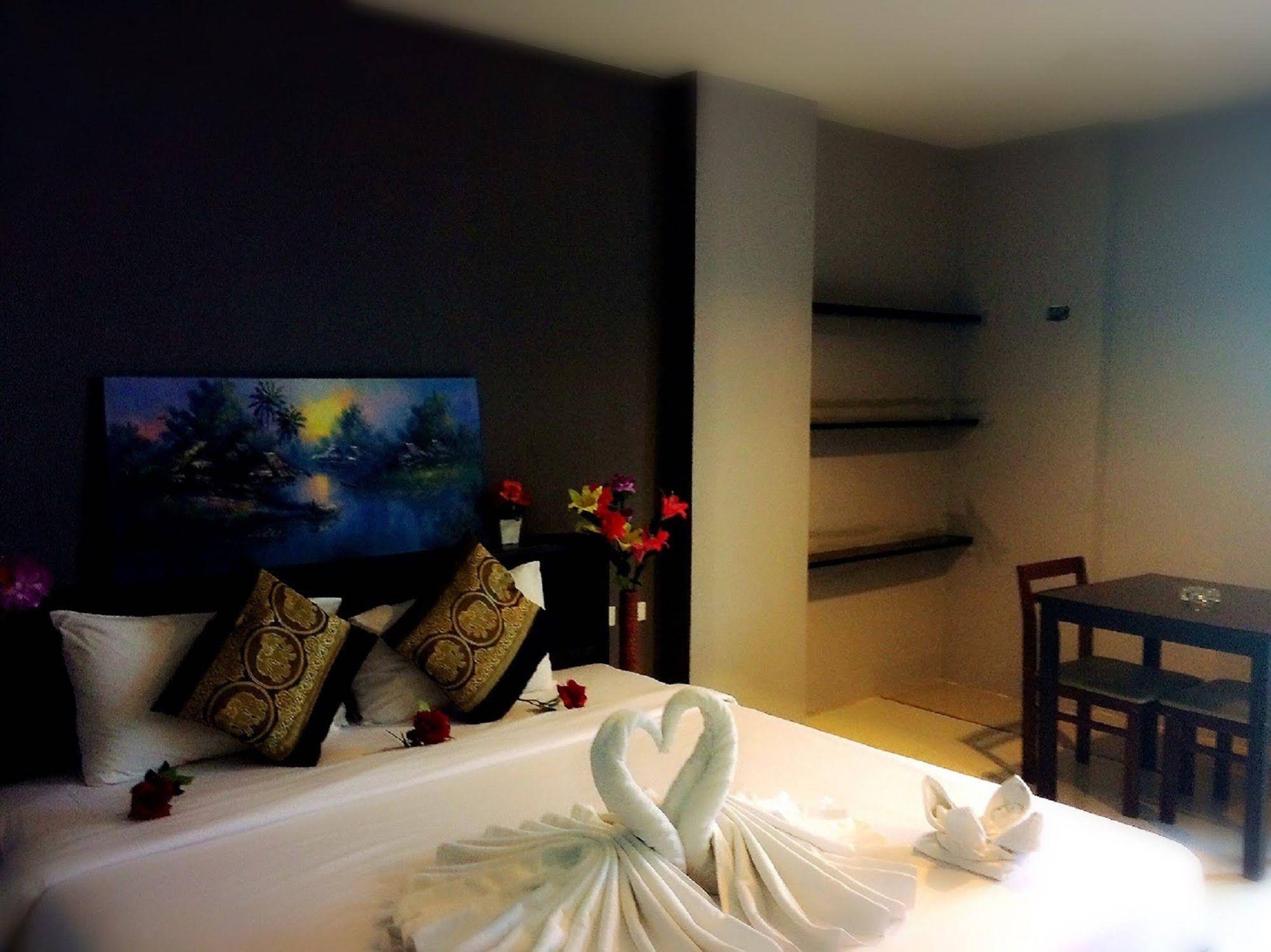Five Loaves Beds Patong