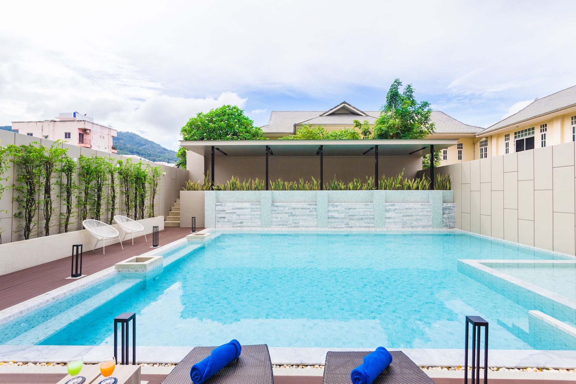 Patong Bay Residence