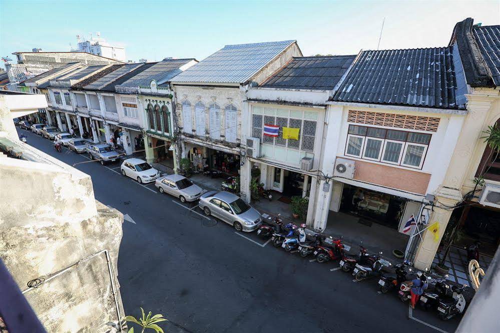 Phuket 43 Guesthouse