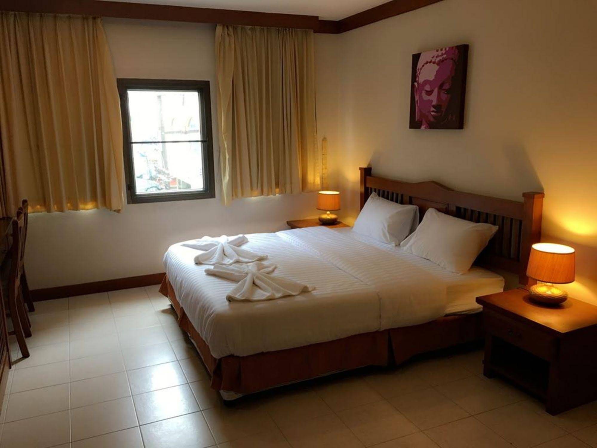 Same Same Guesthouse