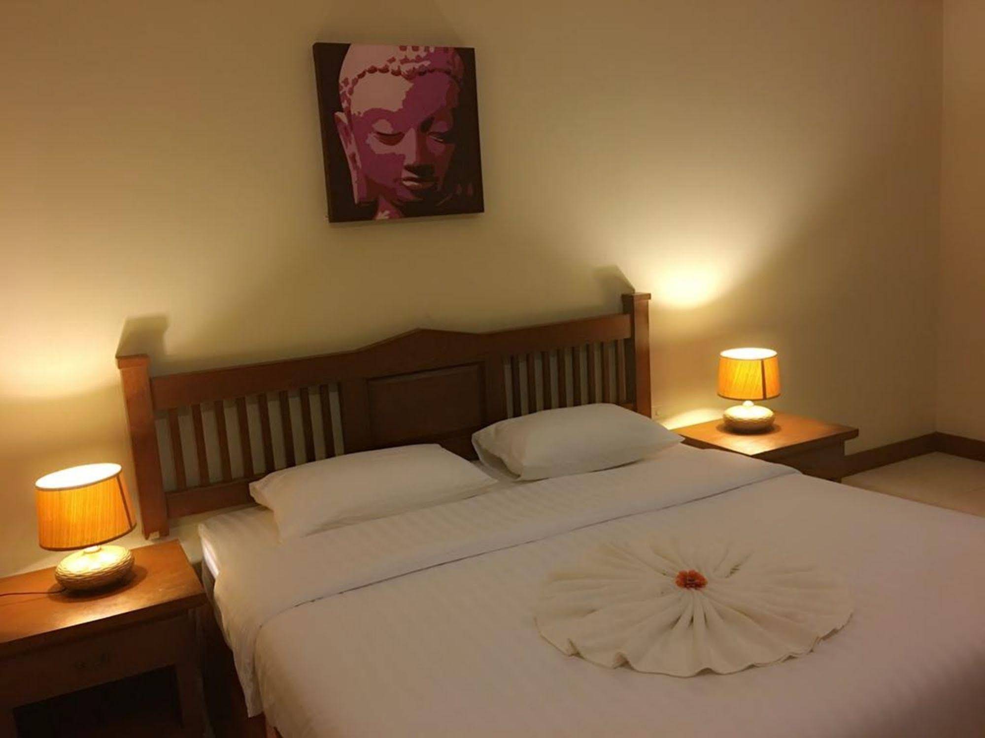 Same Same Guesthouse