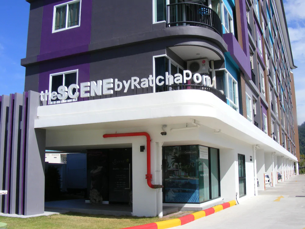 The Scene Condo By The Rich