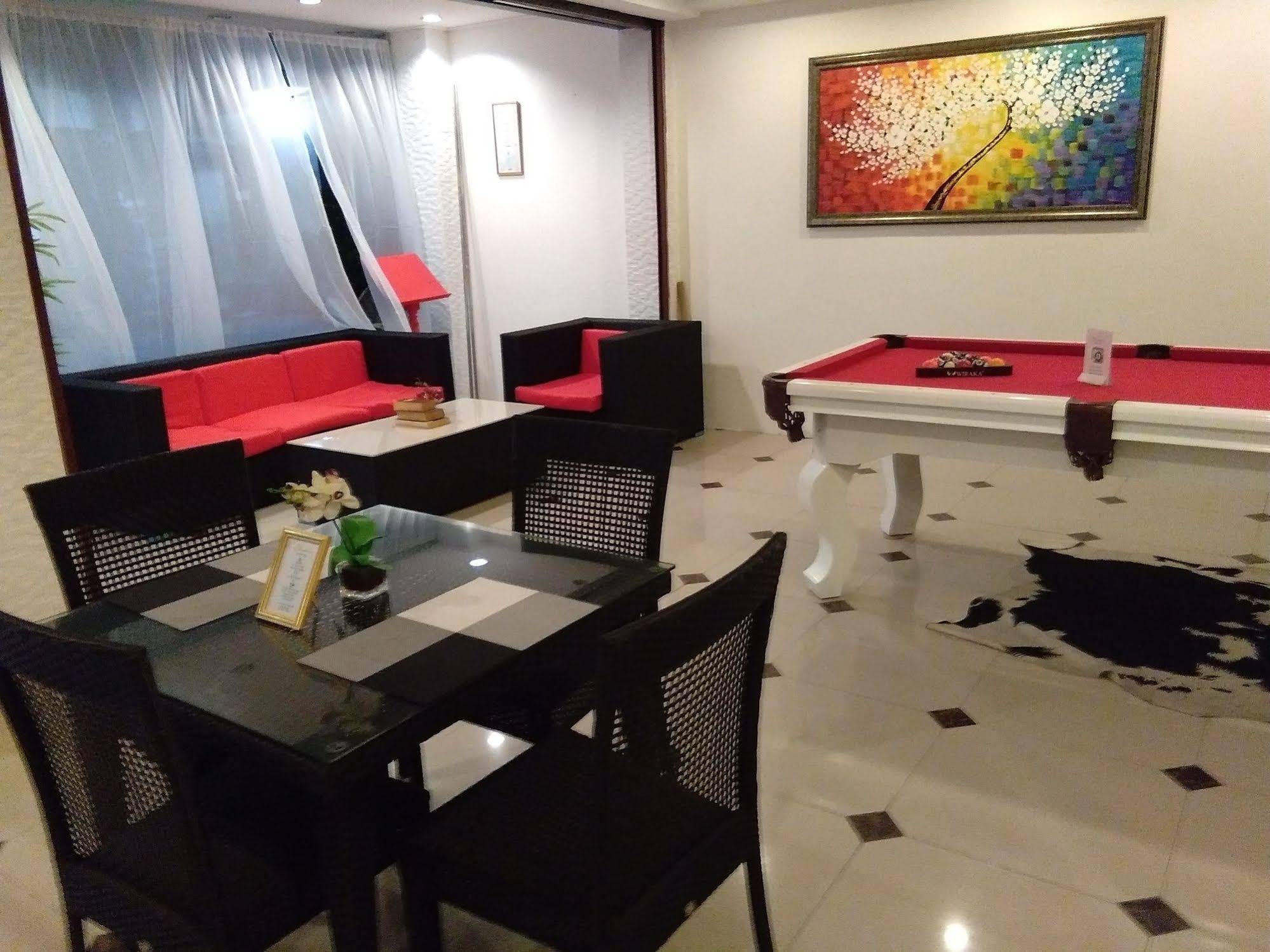 The Shades Boutique Hotel