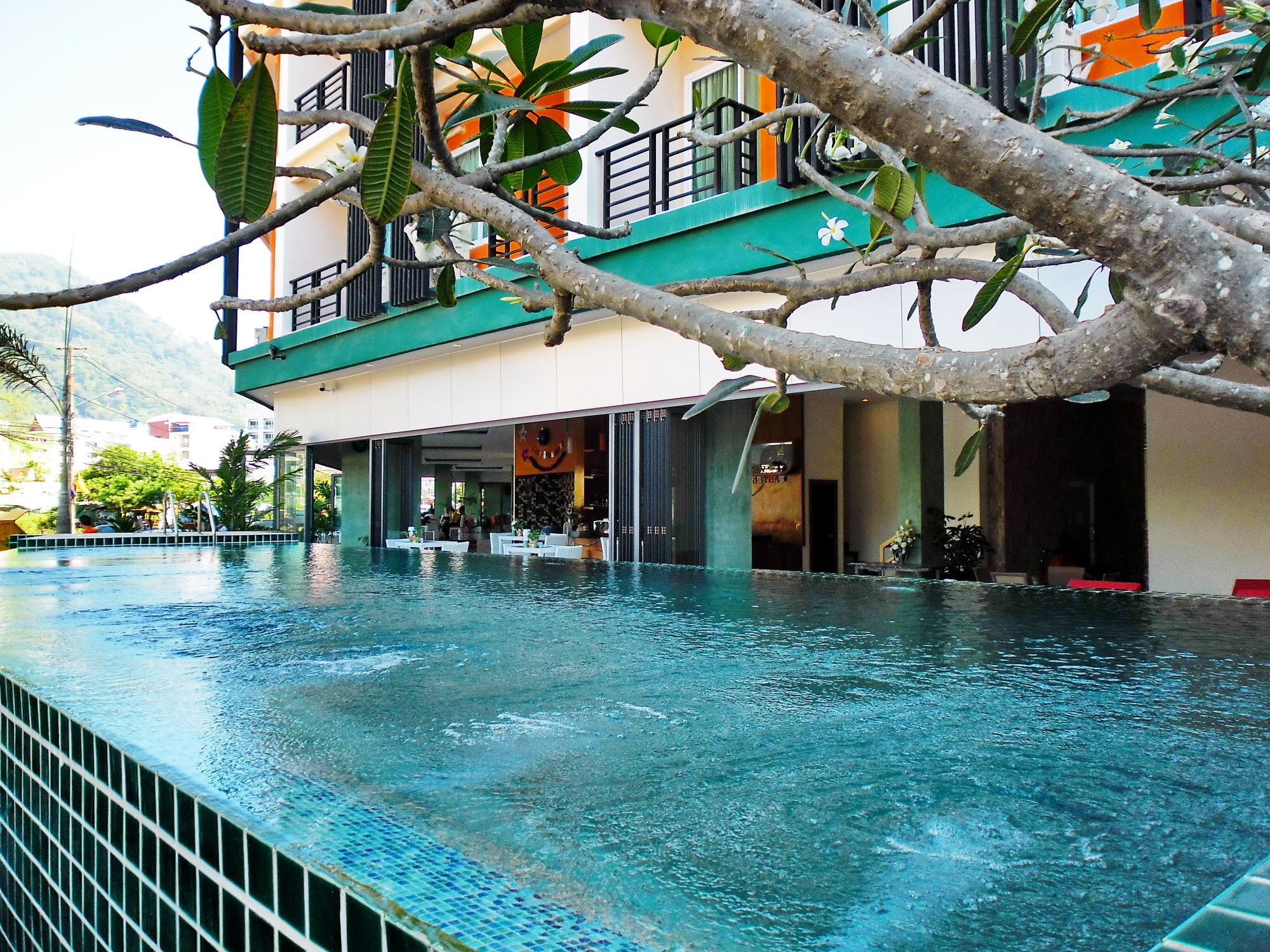 Zephyr Grand Hotel