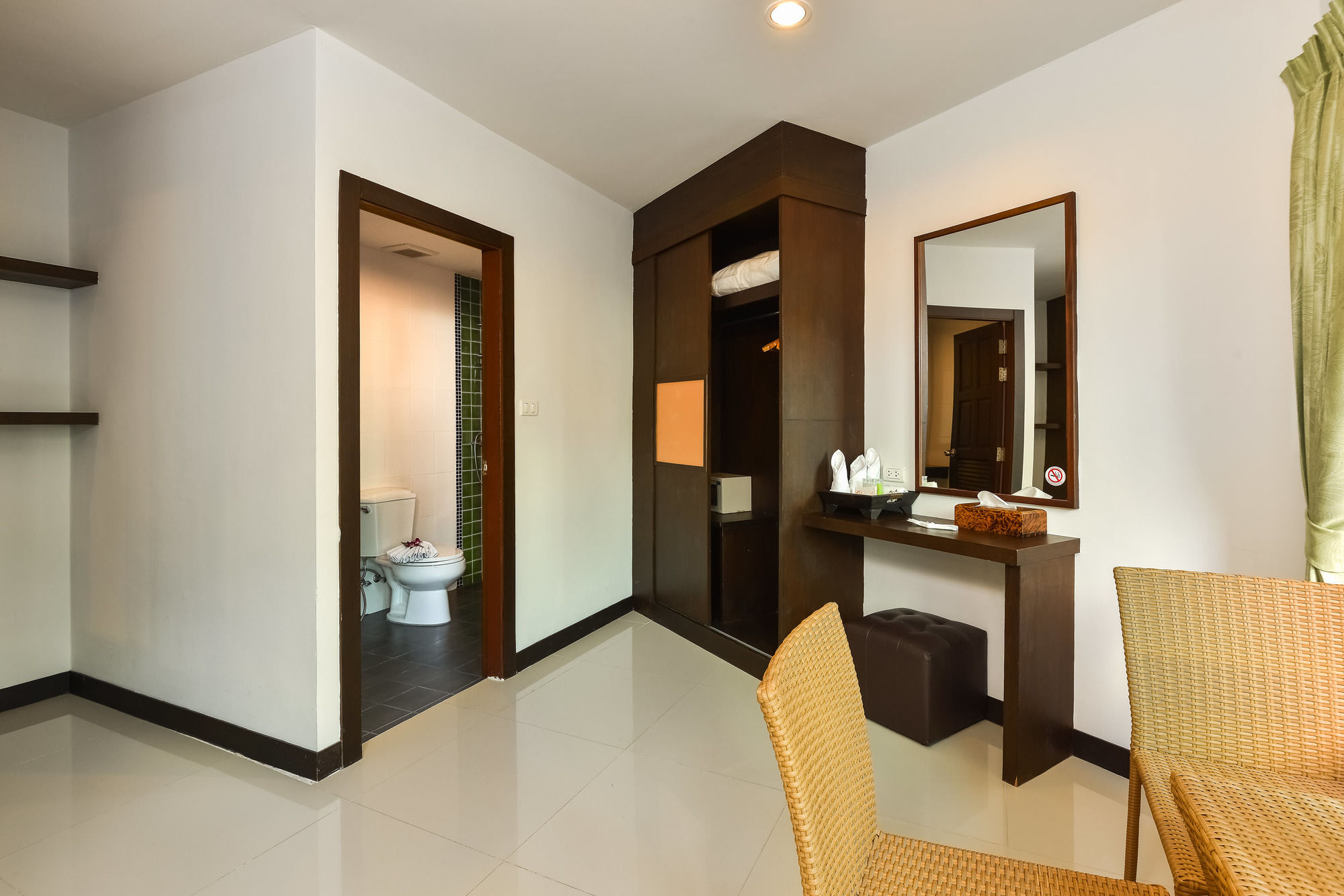 Zephyr Grand Hotel