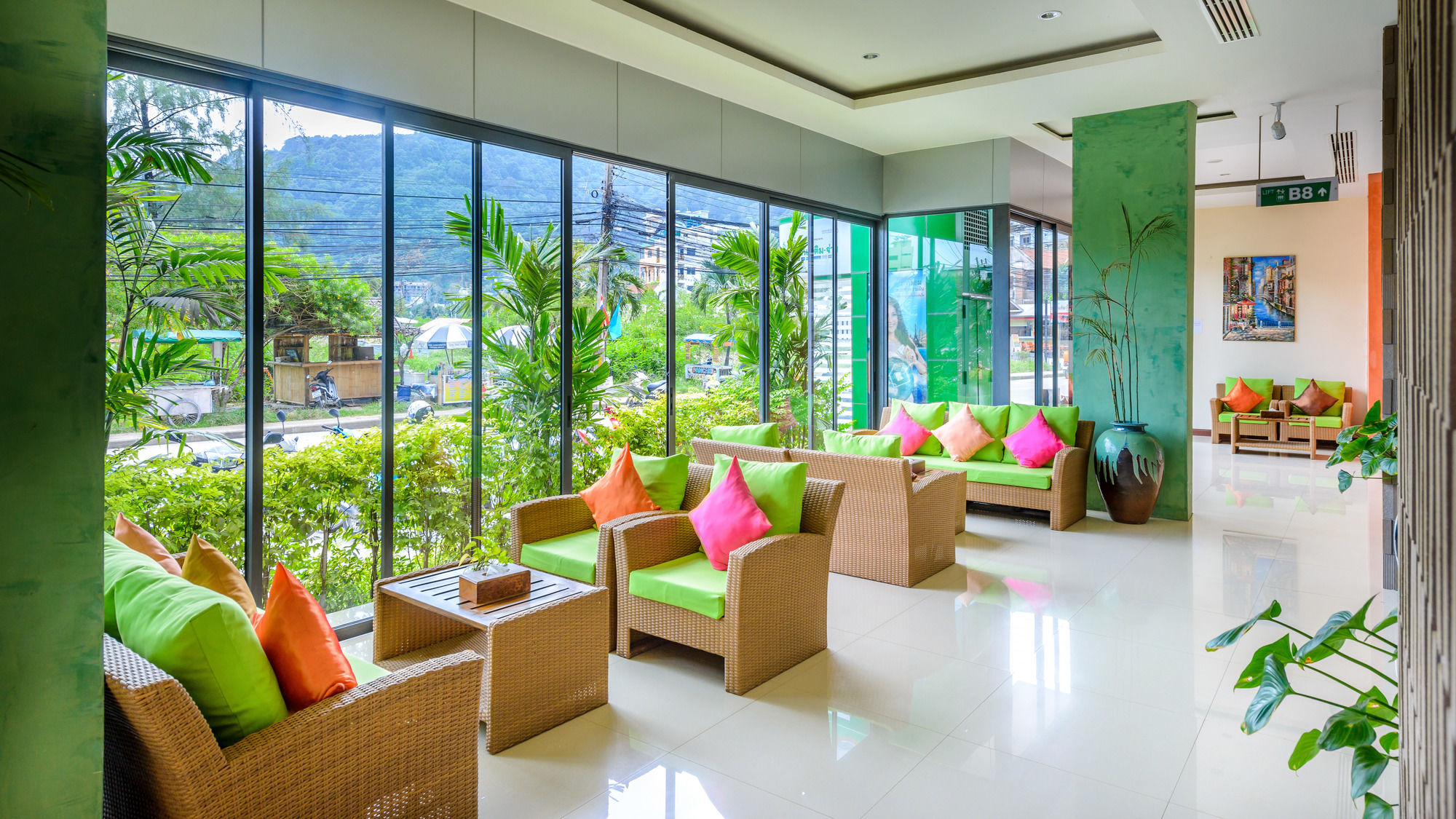 Zephyr Grand Hotel