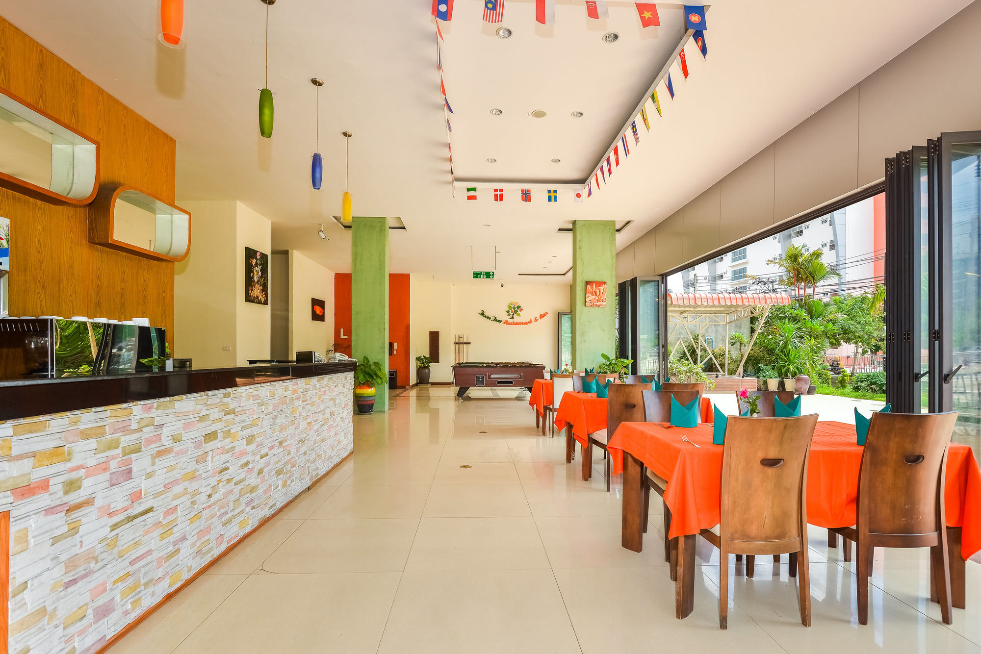 Zephyr Grand Hotel