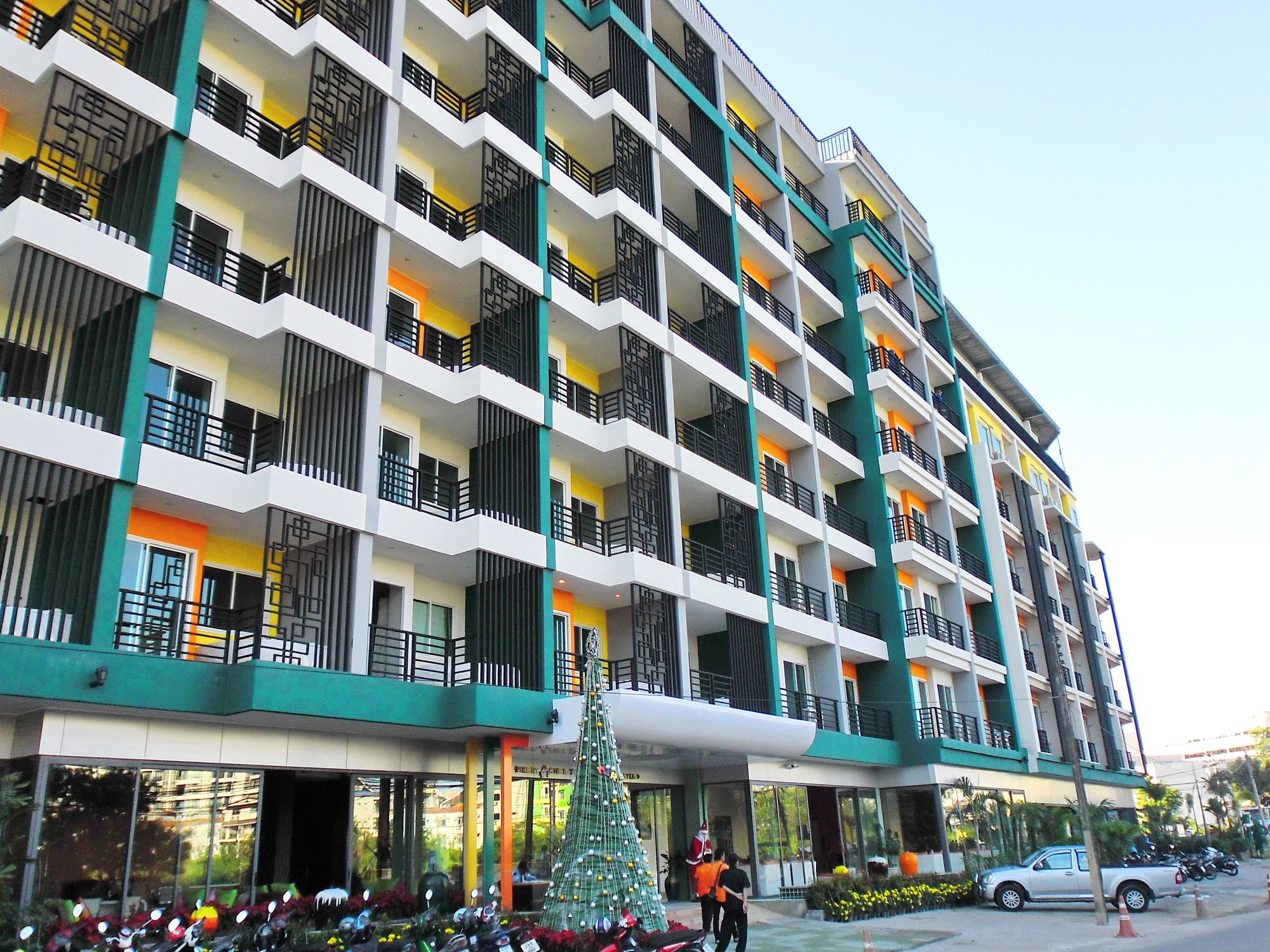 Zephyr Grand Hotel