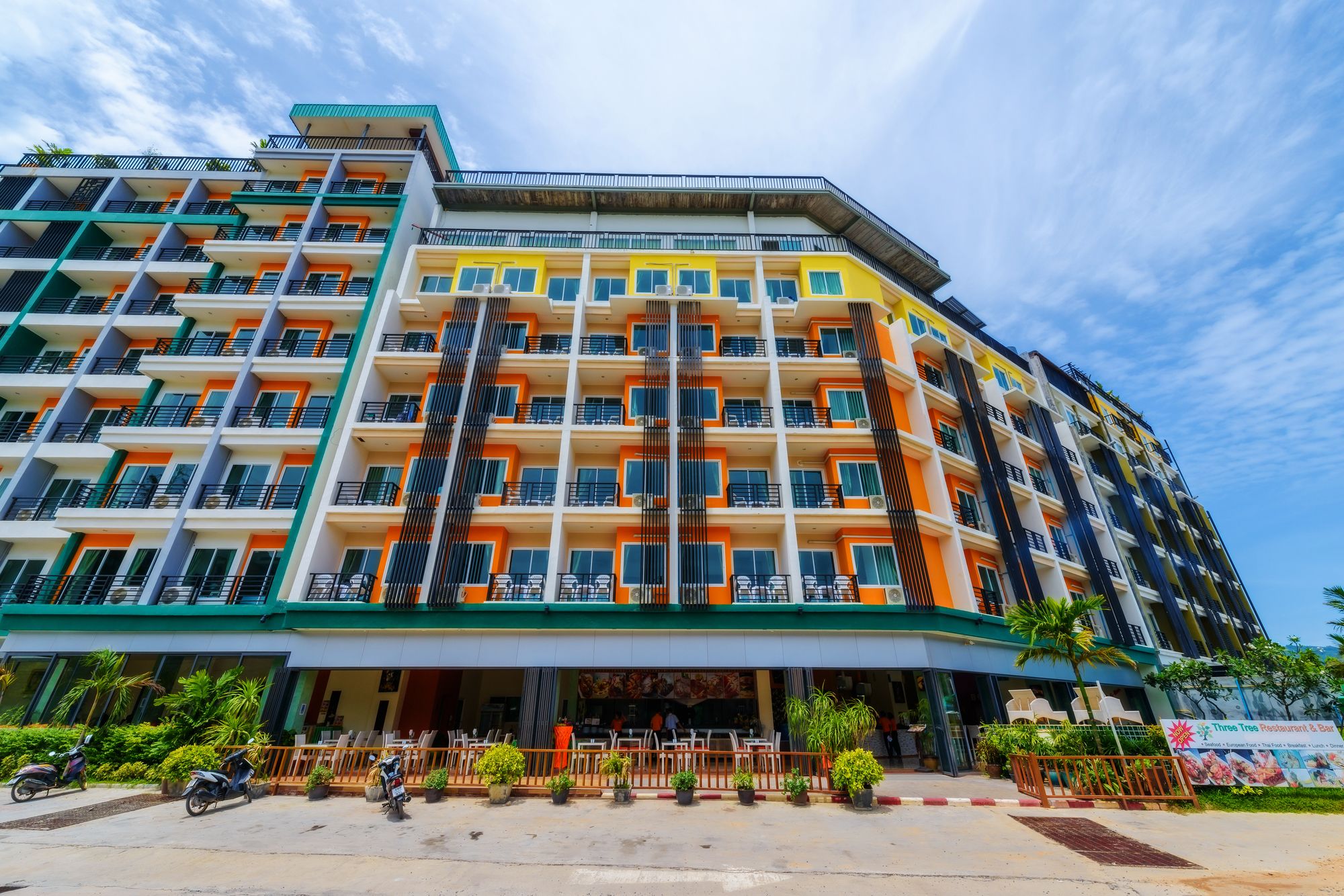 Zephyr Grand Hotel