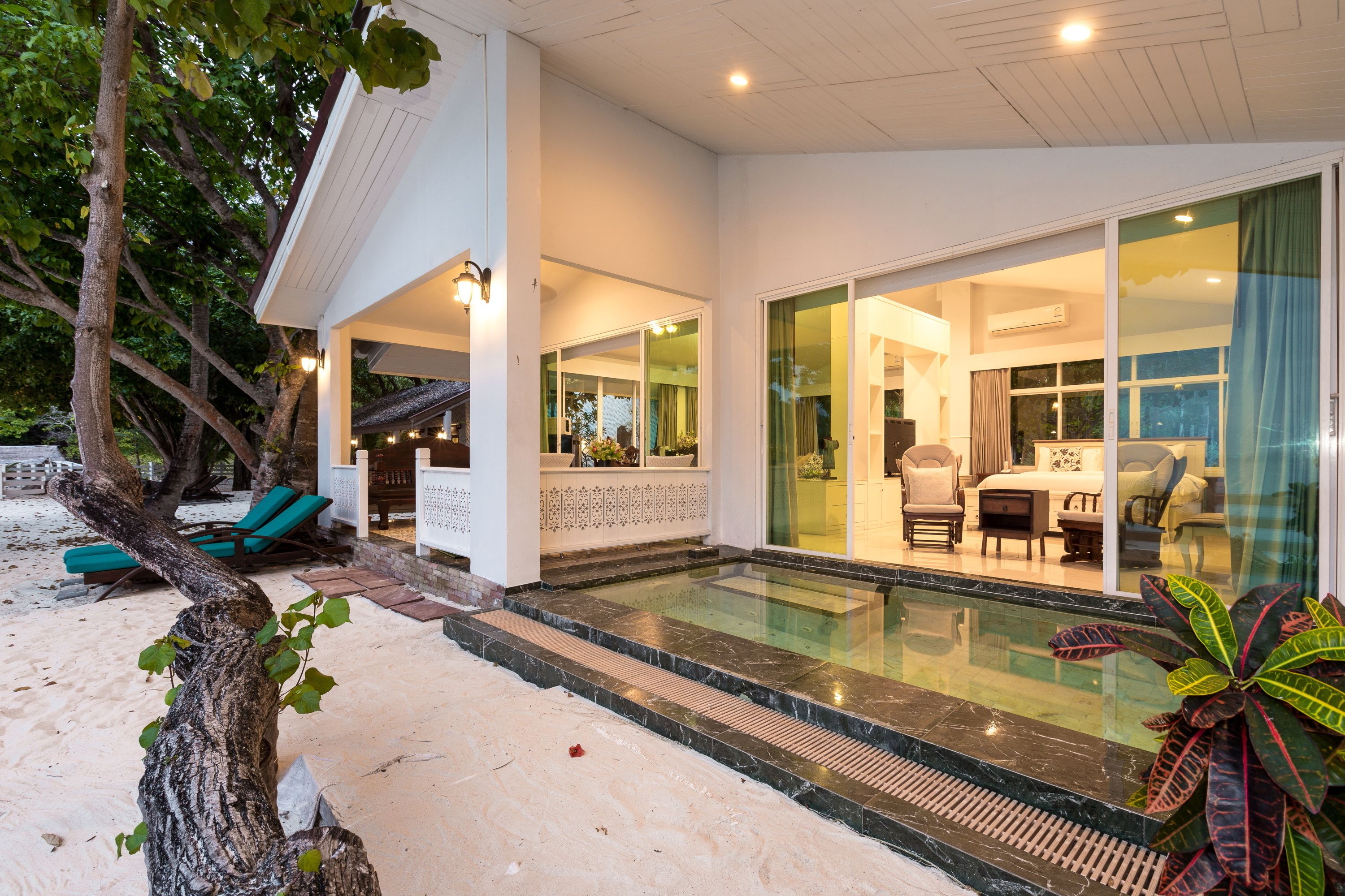 Racha Island Resort