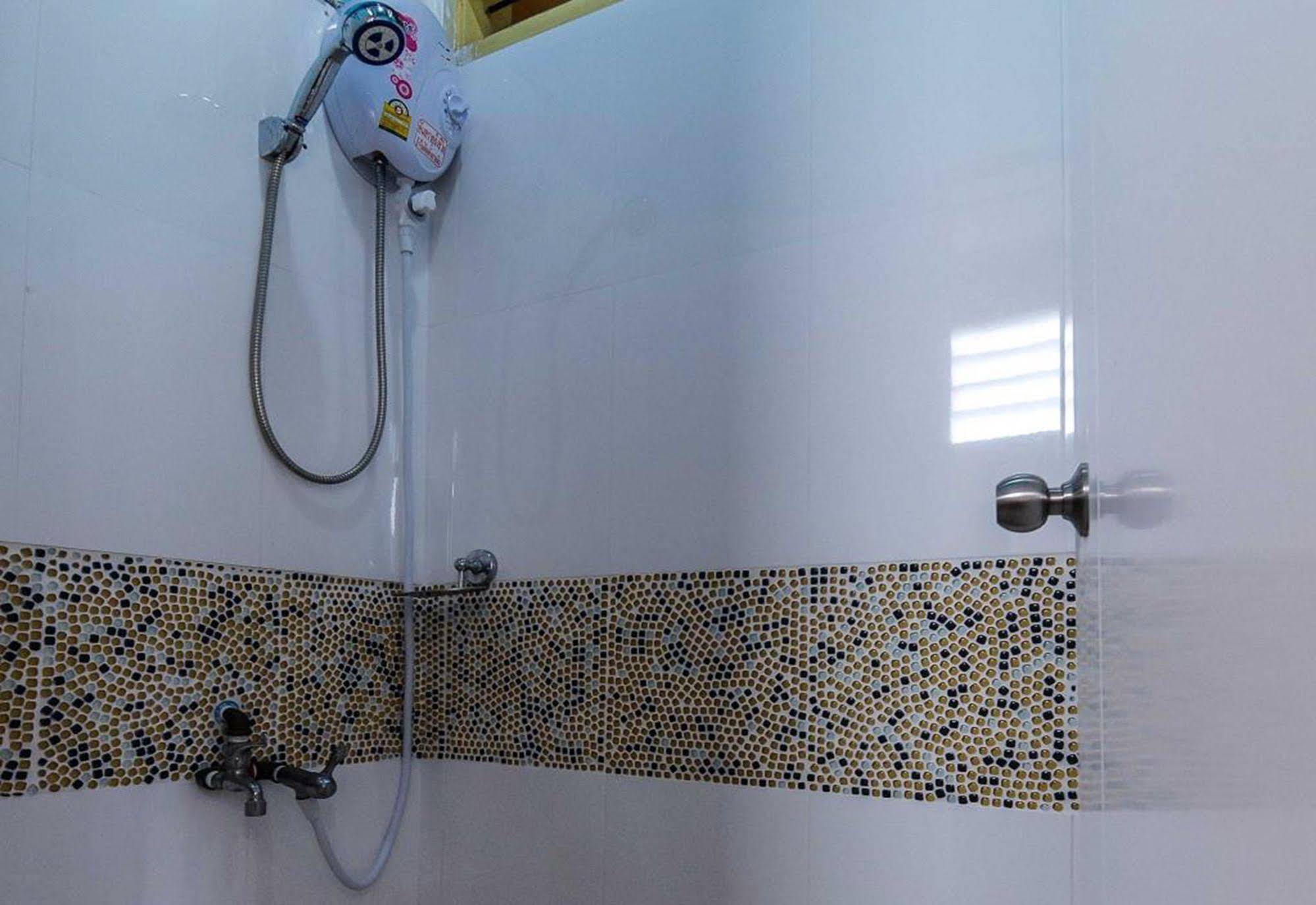 Maikhao Boutique Hostel