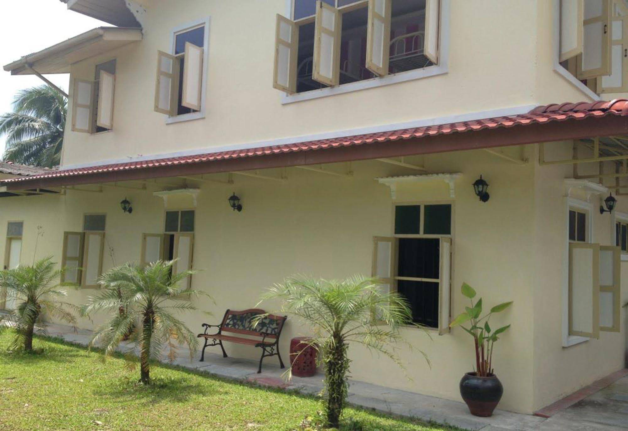 Maikhao Boutique Hostel