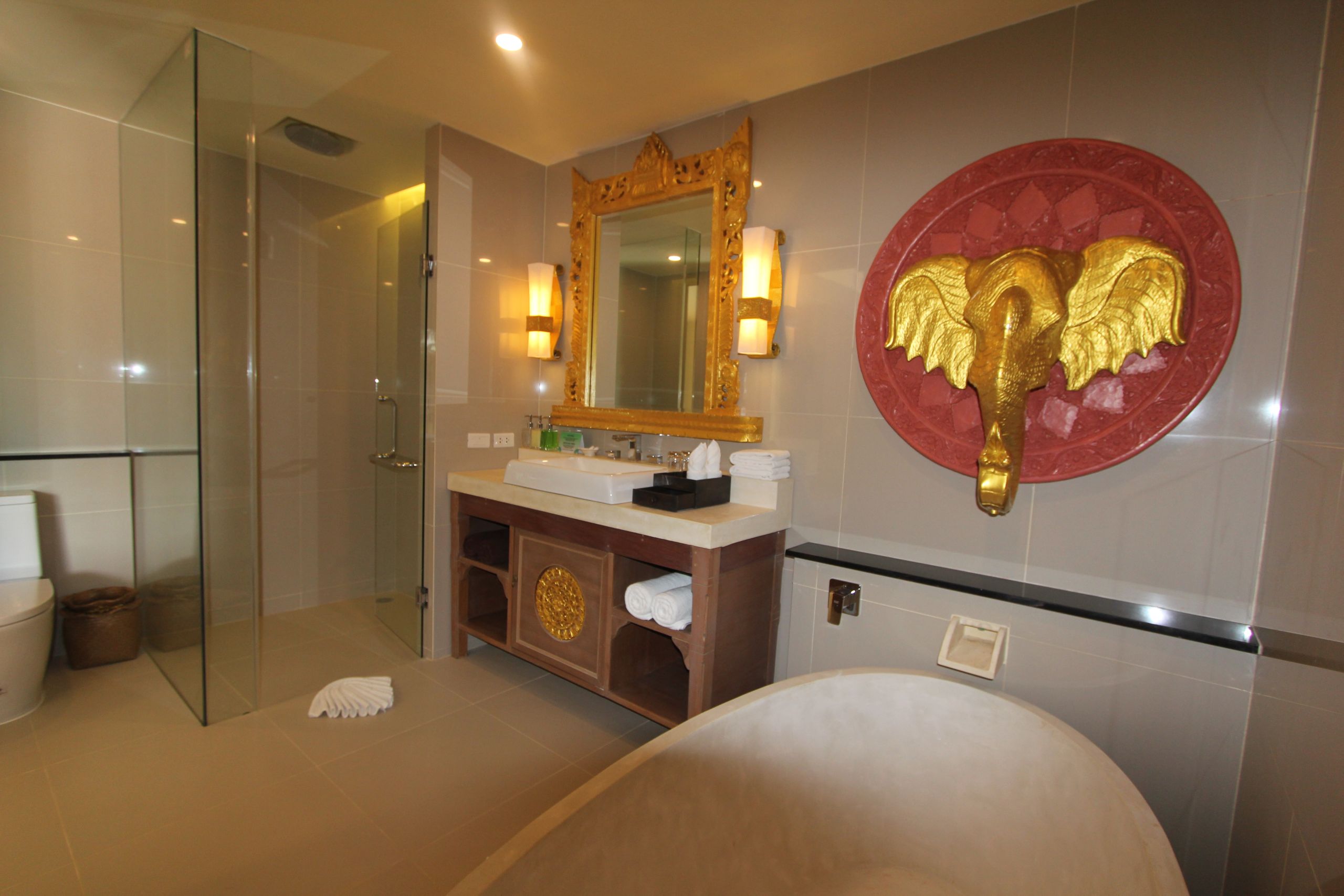 Maikhao Palm Beach Resort