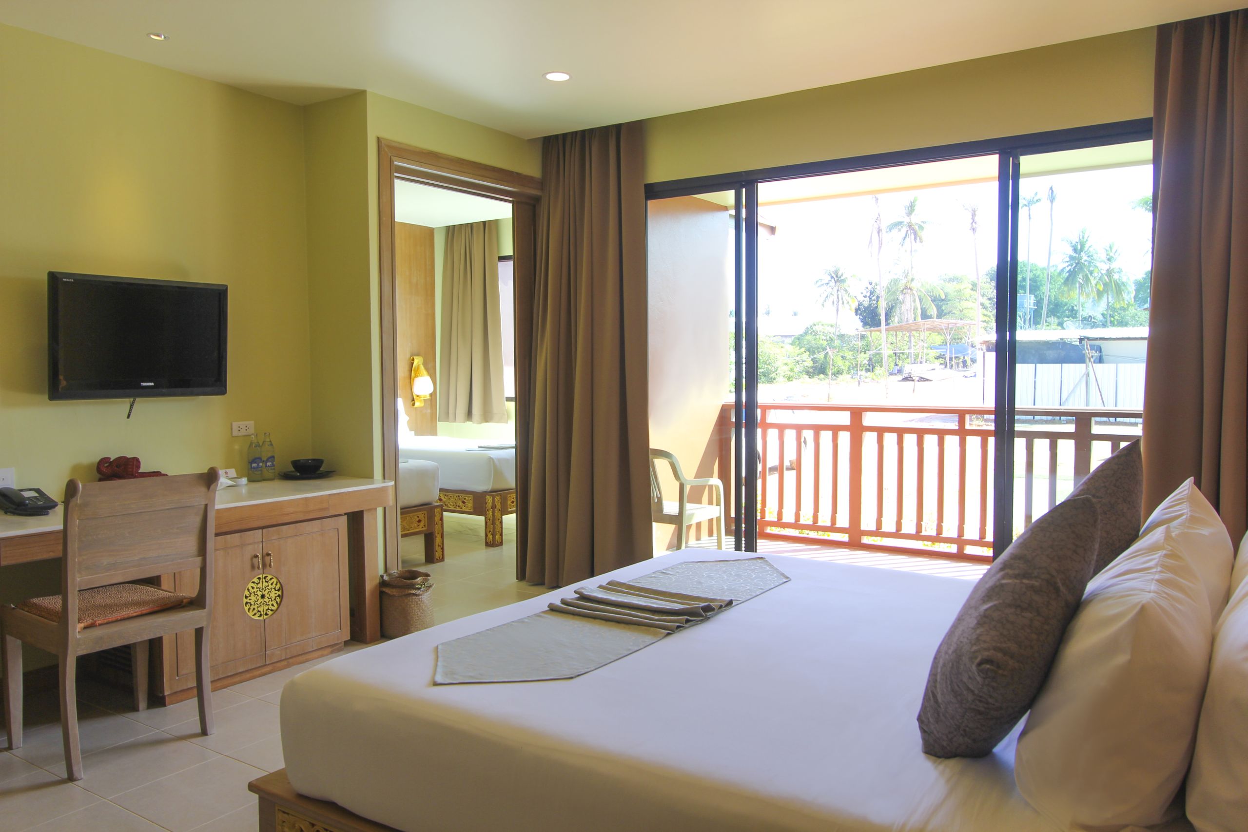 Maikhao Palm Beach Resort