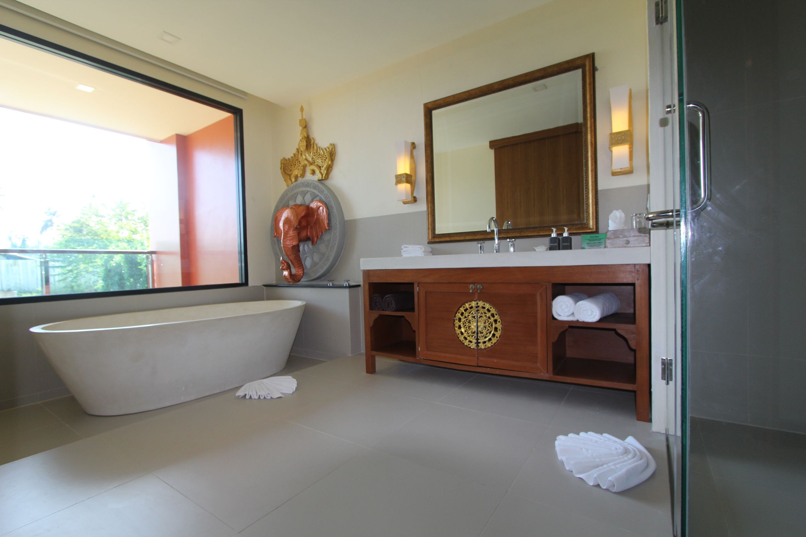 Maikhao Palm Beach Resort