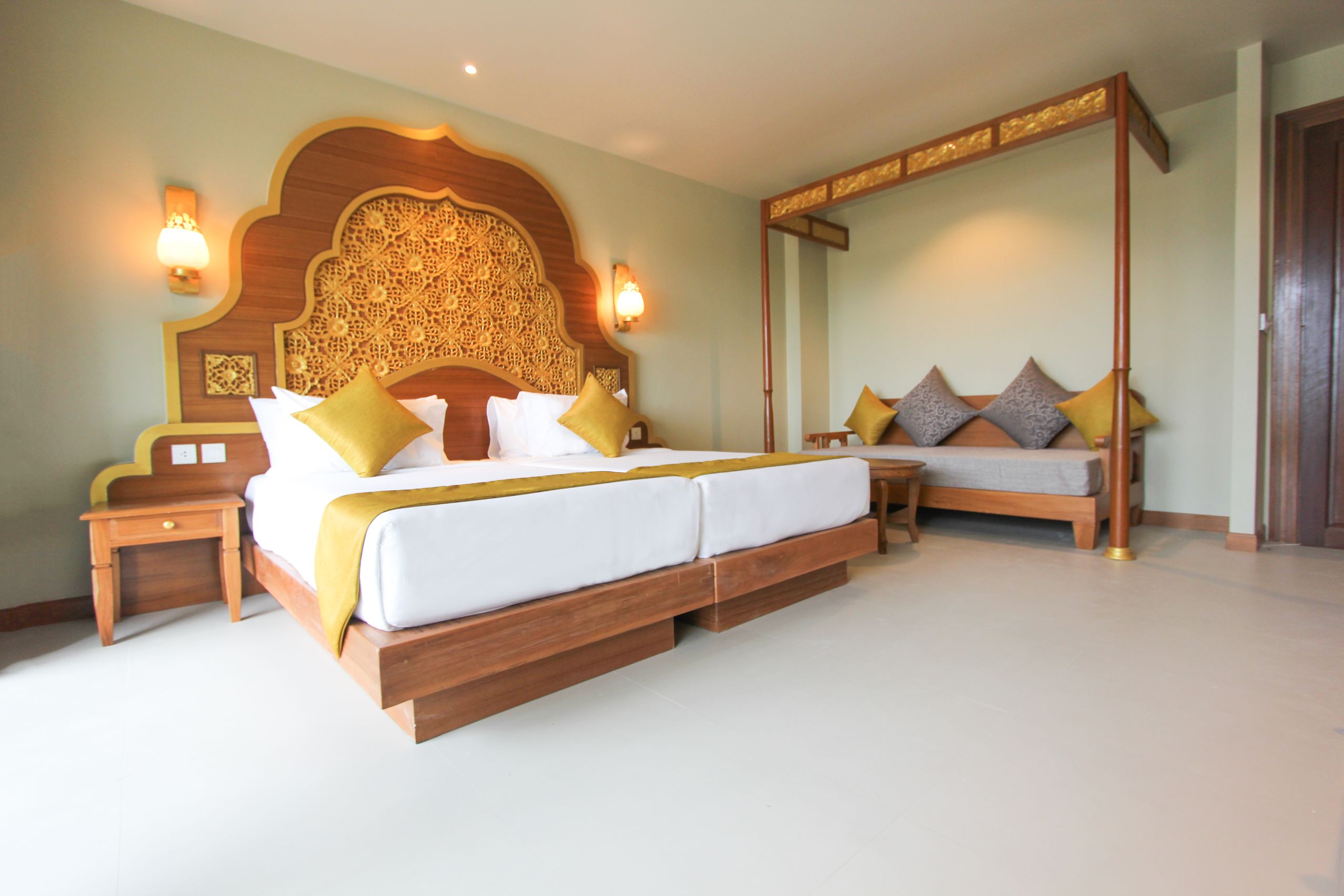 Maikhao Palm Beach Resort