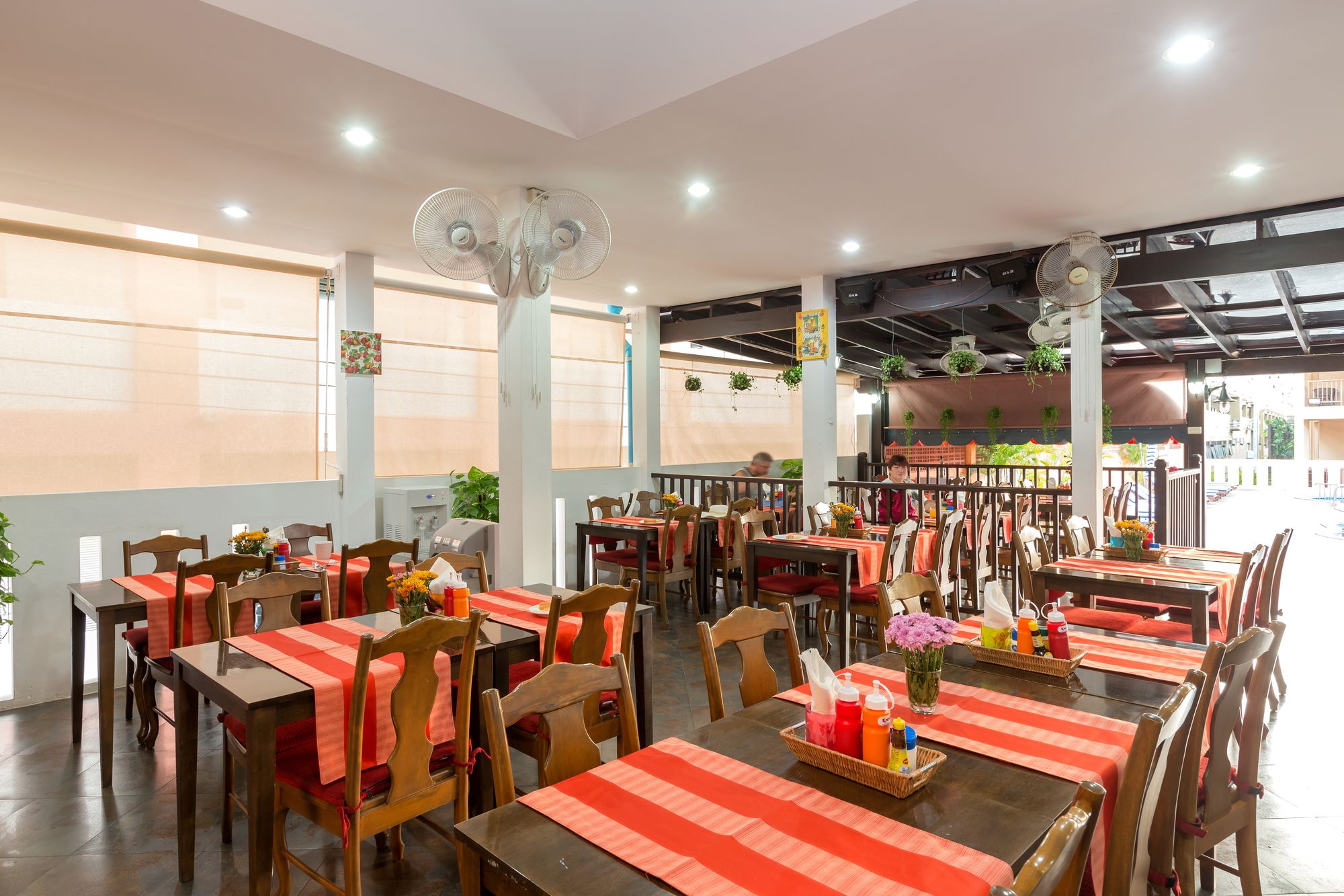 Kata Silver Sand Hotel