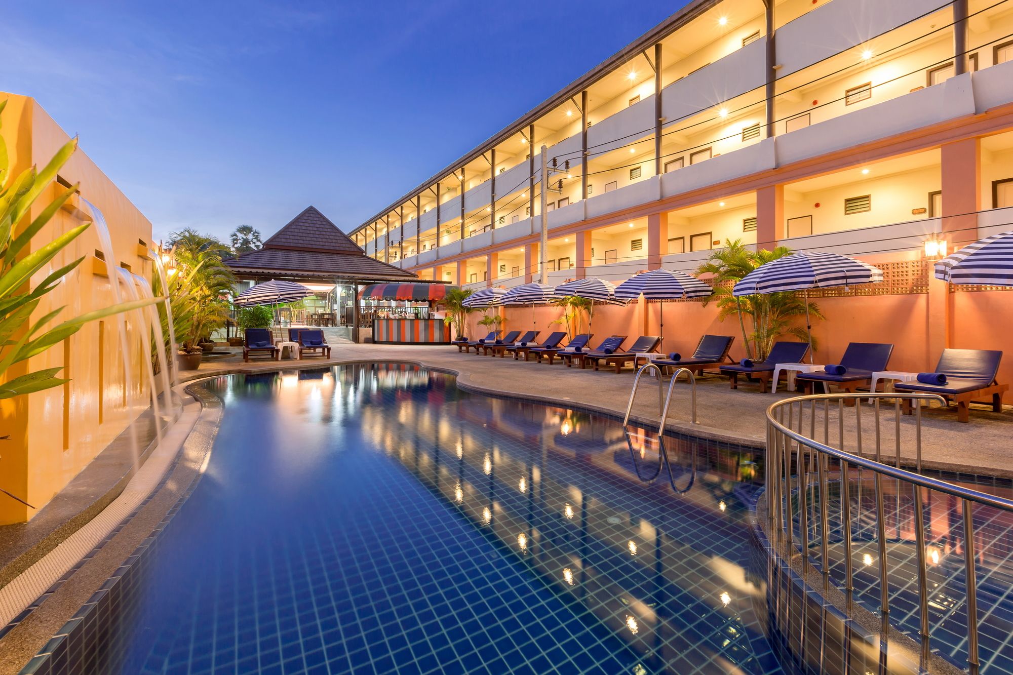 Kata Silver Sand Hotel
