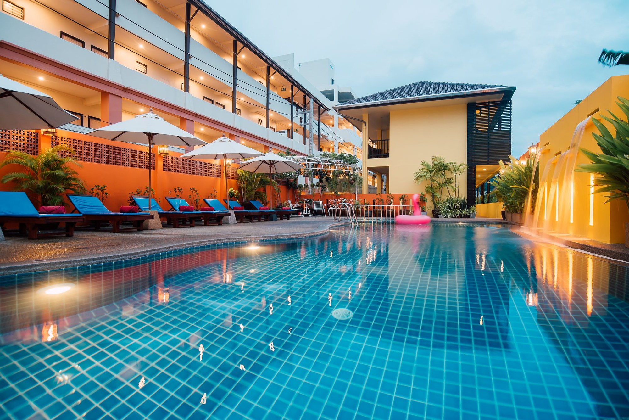 Kata Silver Sand Hotel
