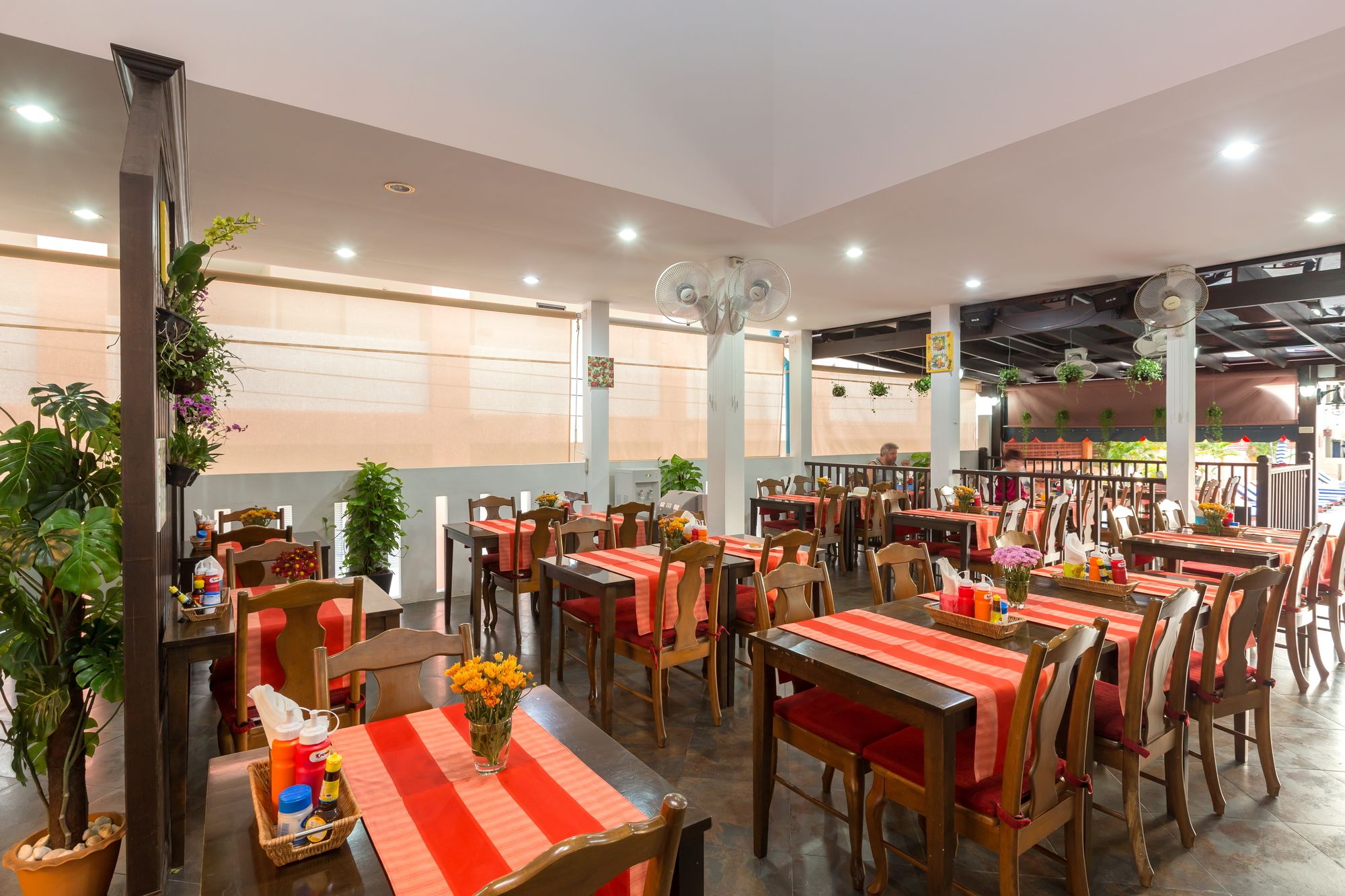 Kata Silver Sand Hotel