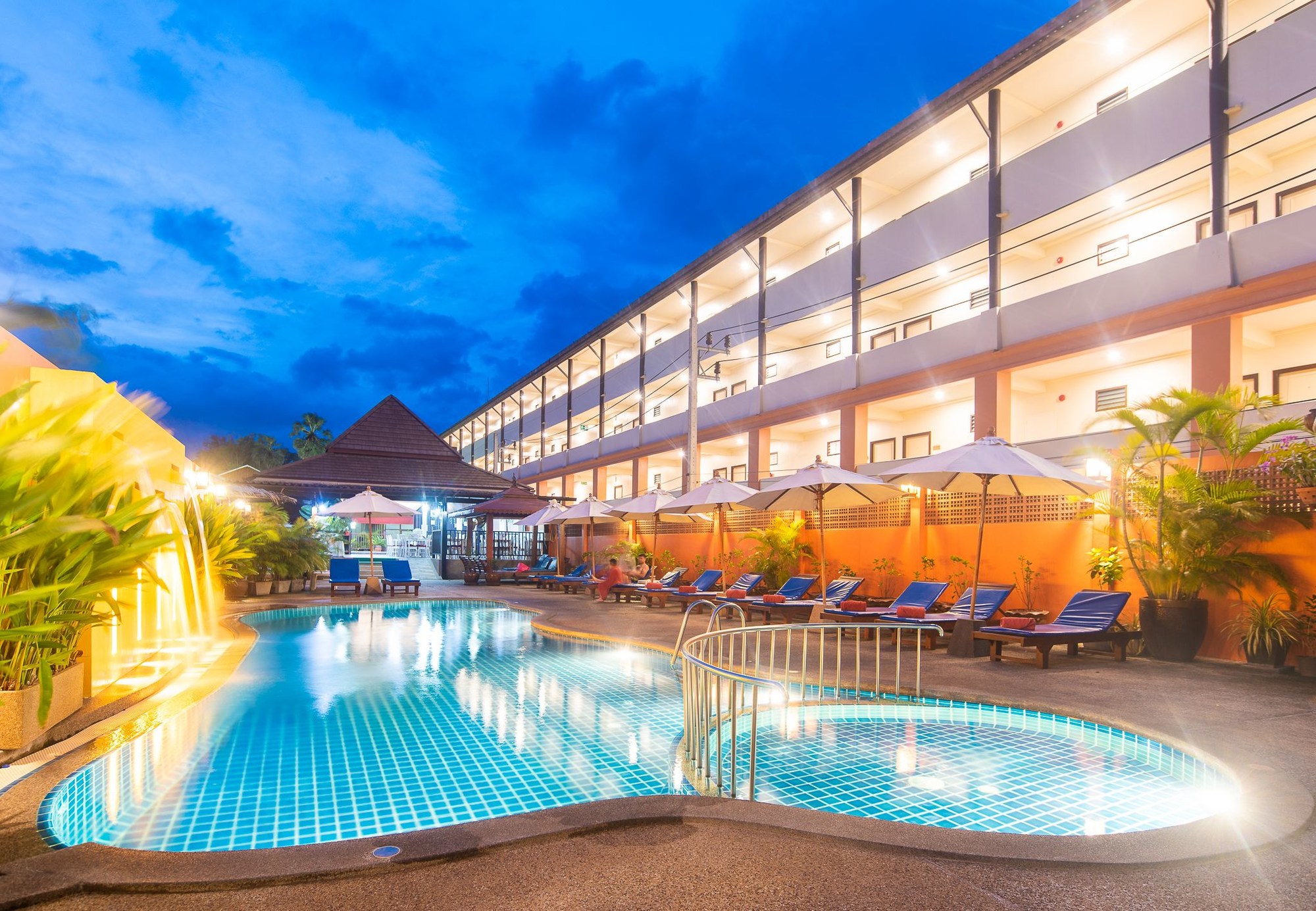 Kata Silver Sand Hotel