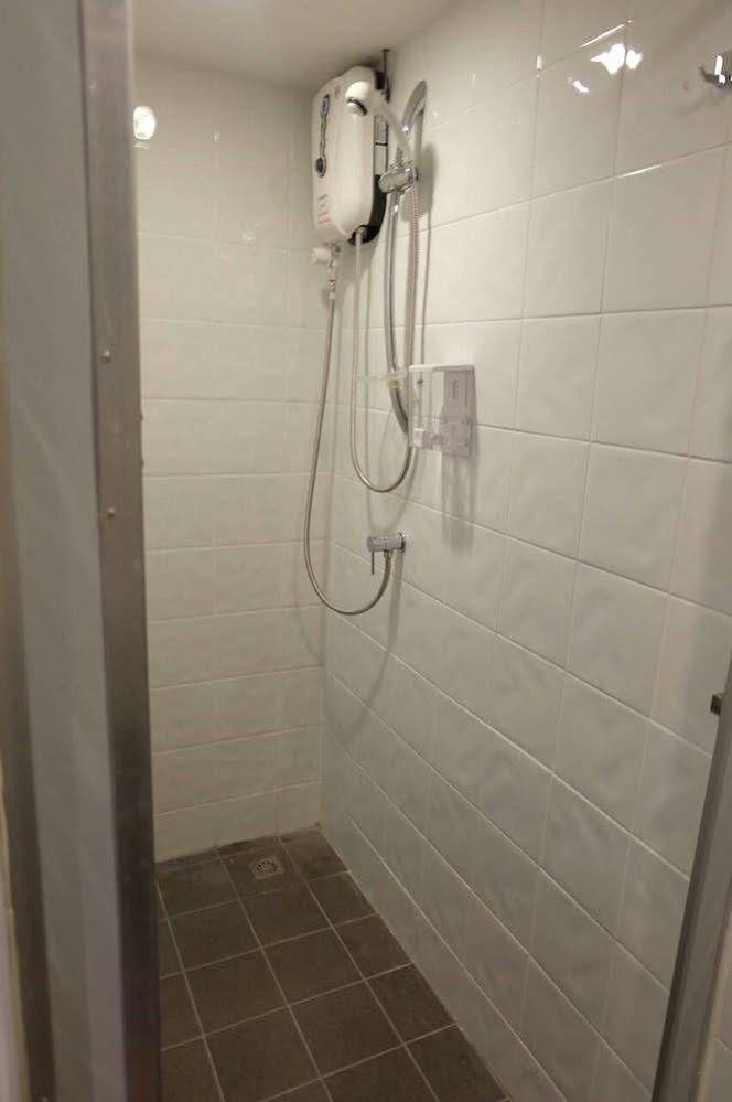 Loma Hostel At Phuket Town