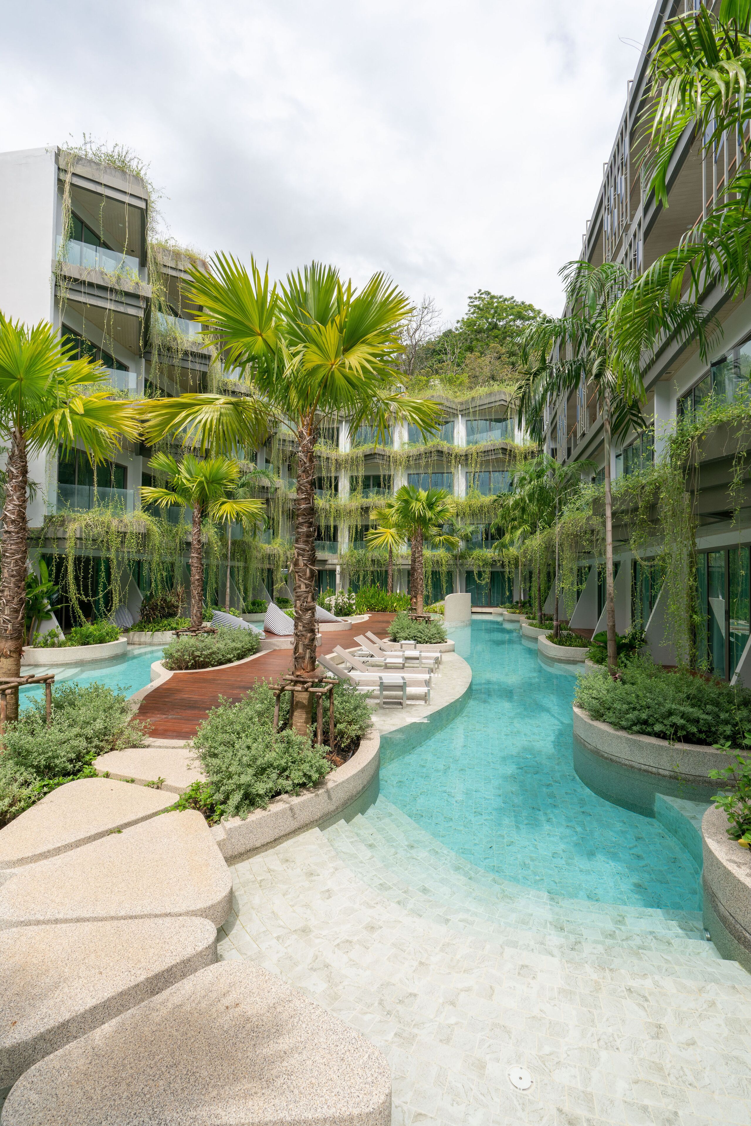 Panwaburi Beachfront Resort