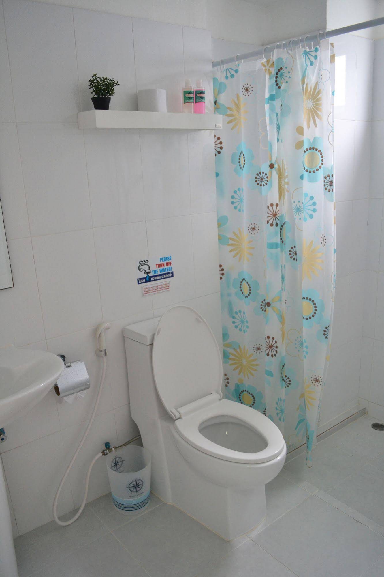 Phuket Art - Chalong