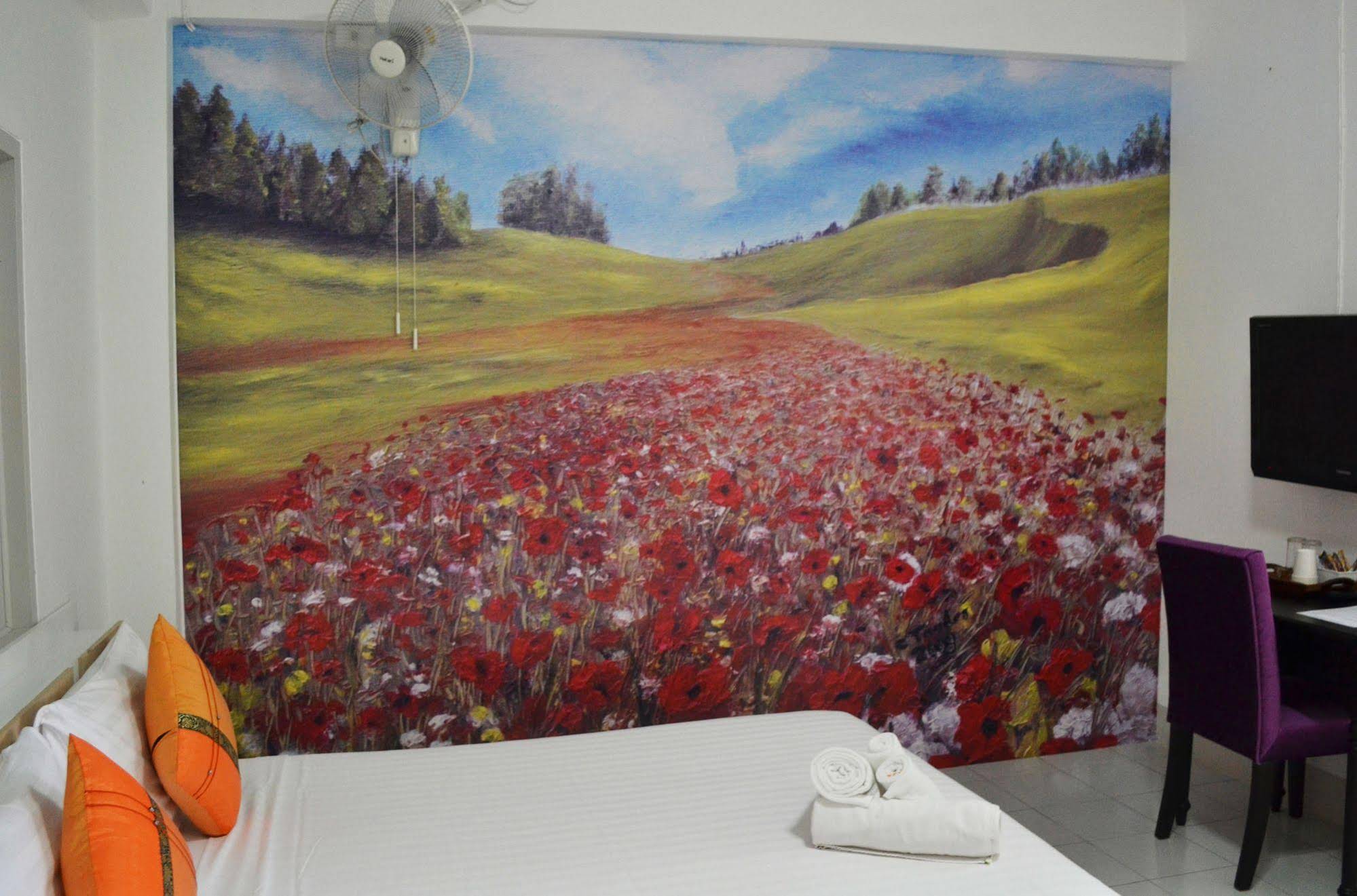 Phuket Art - Chalong