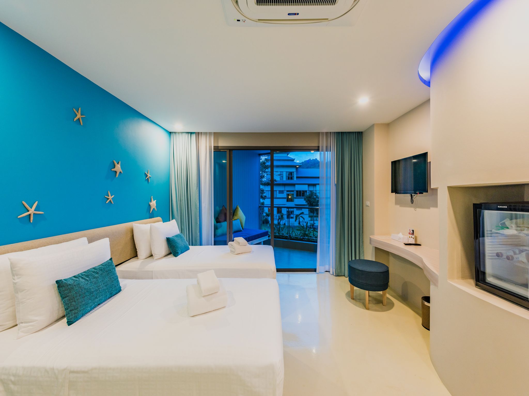 Hotel Tide