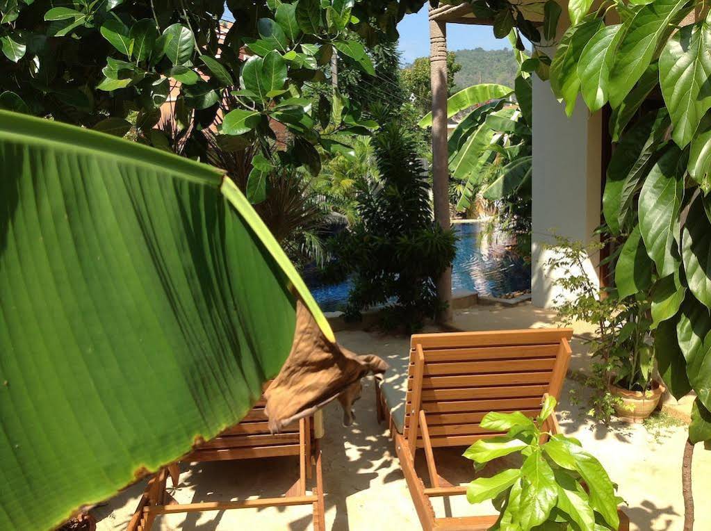 Aree's Lagoon House