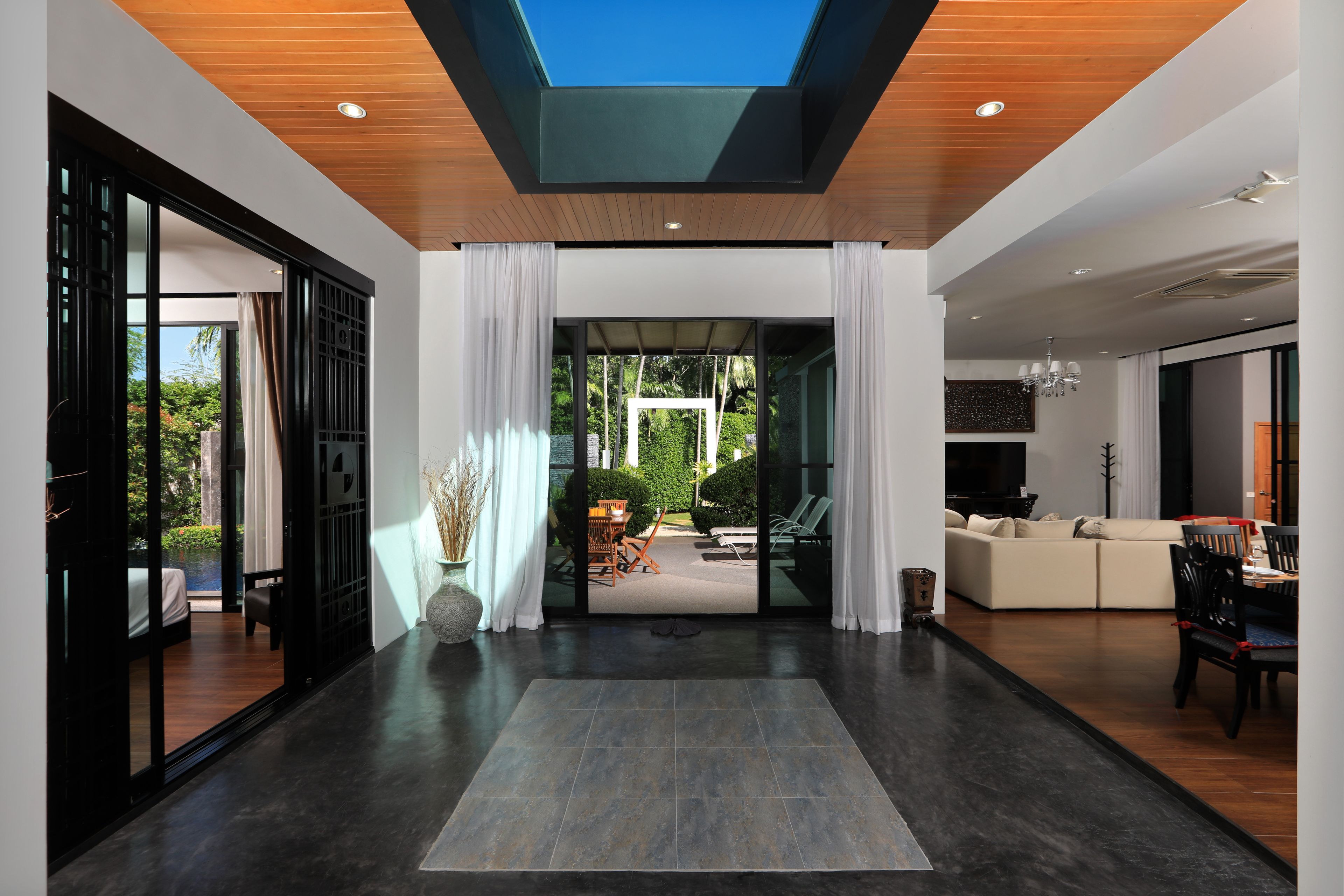 Baan Bua Estate by Tropiclook