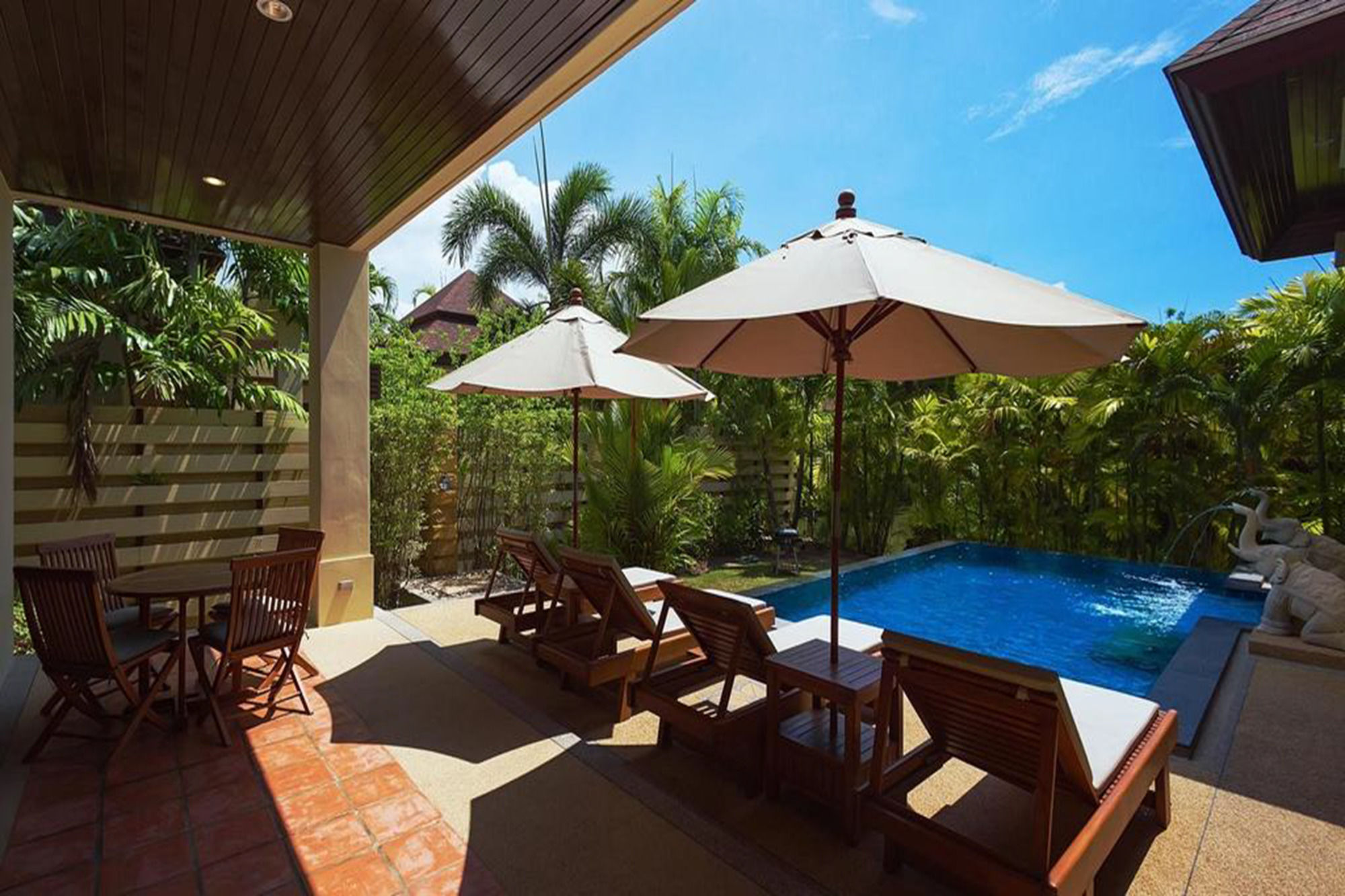 Baan Bua Estate by Tropiclook