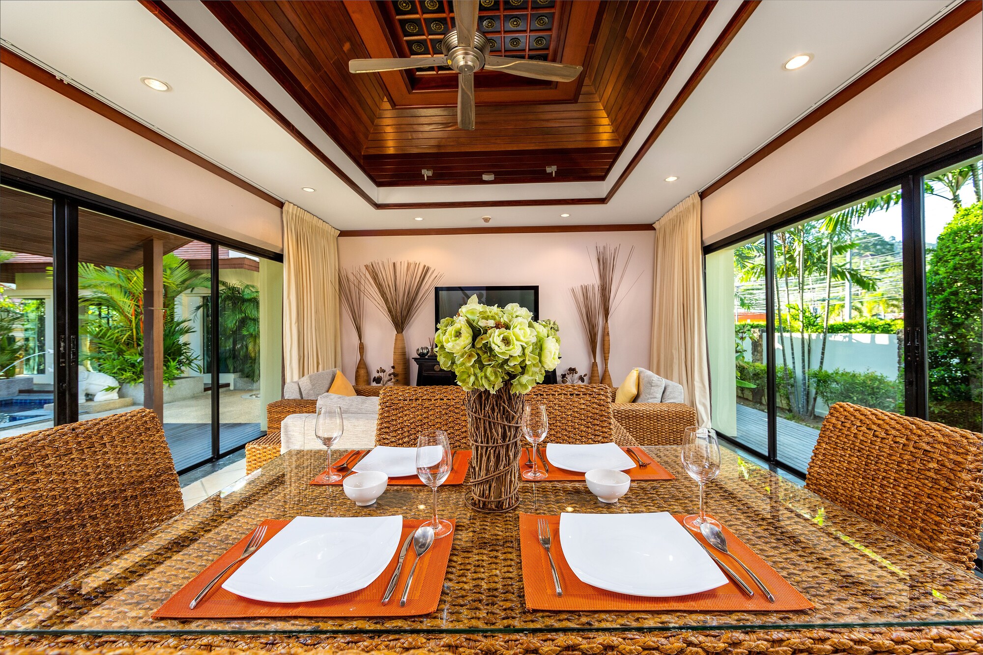 Baan Bua Estate by Tropiclook
