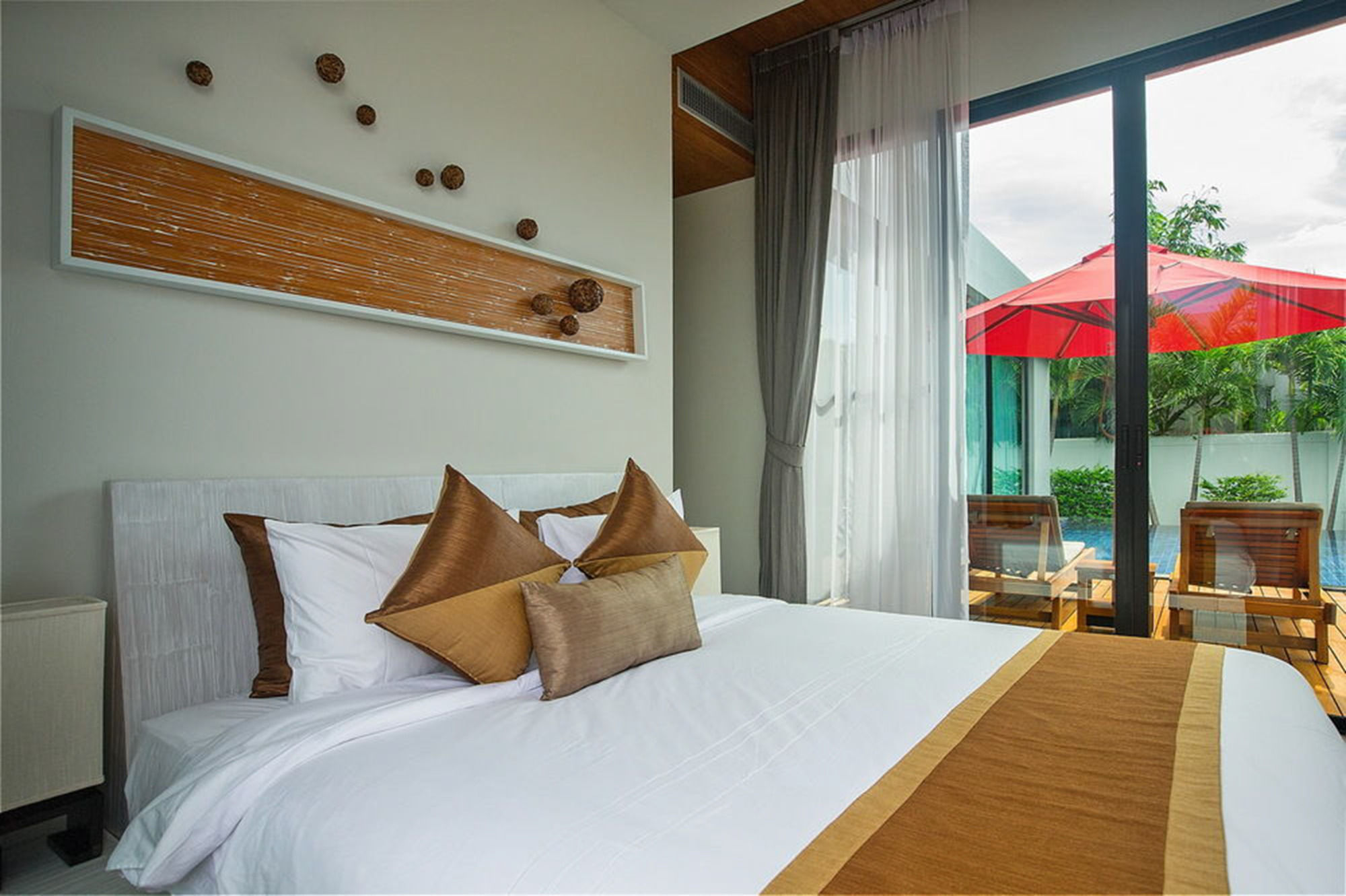 Baan Bua Estate by Tropiclook
