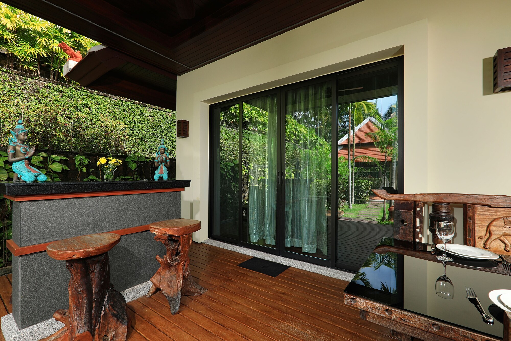 Baan Bua Estate by Tropiclook