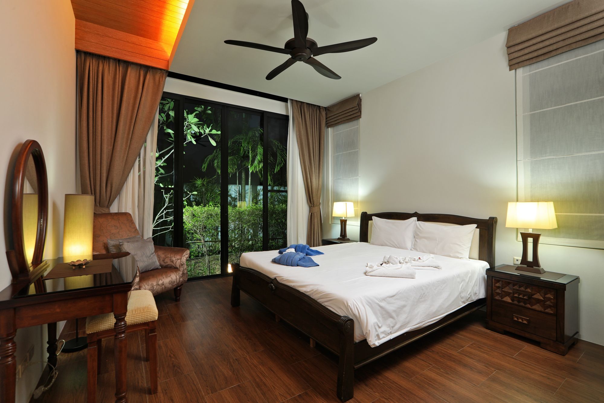 Baan Bua Estate by Tropiclook