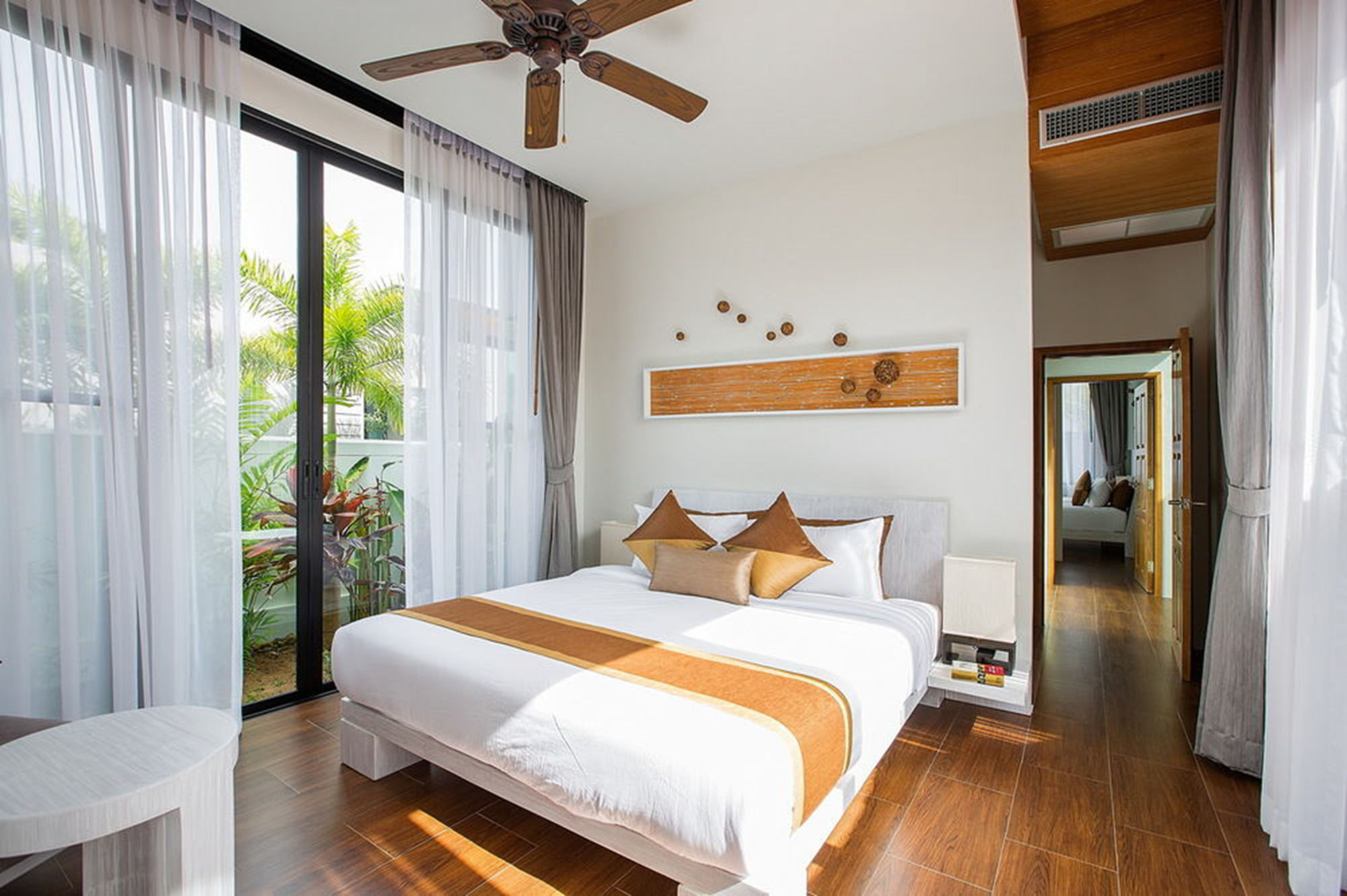 Baan Bua Estate by Tropiclook
