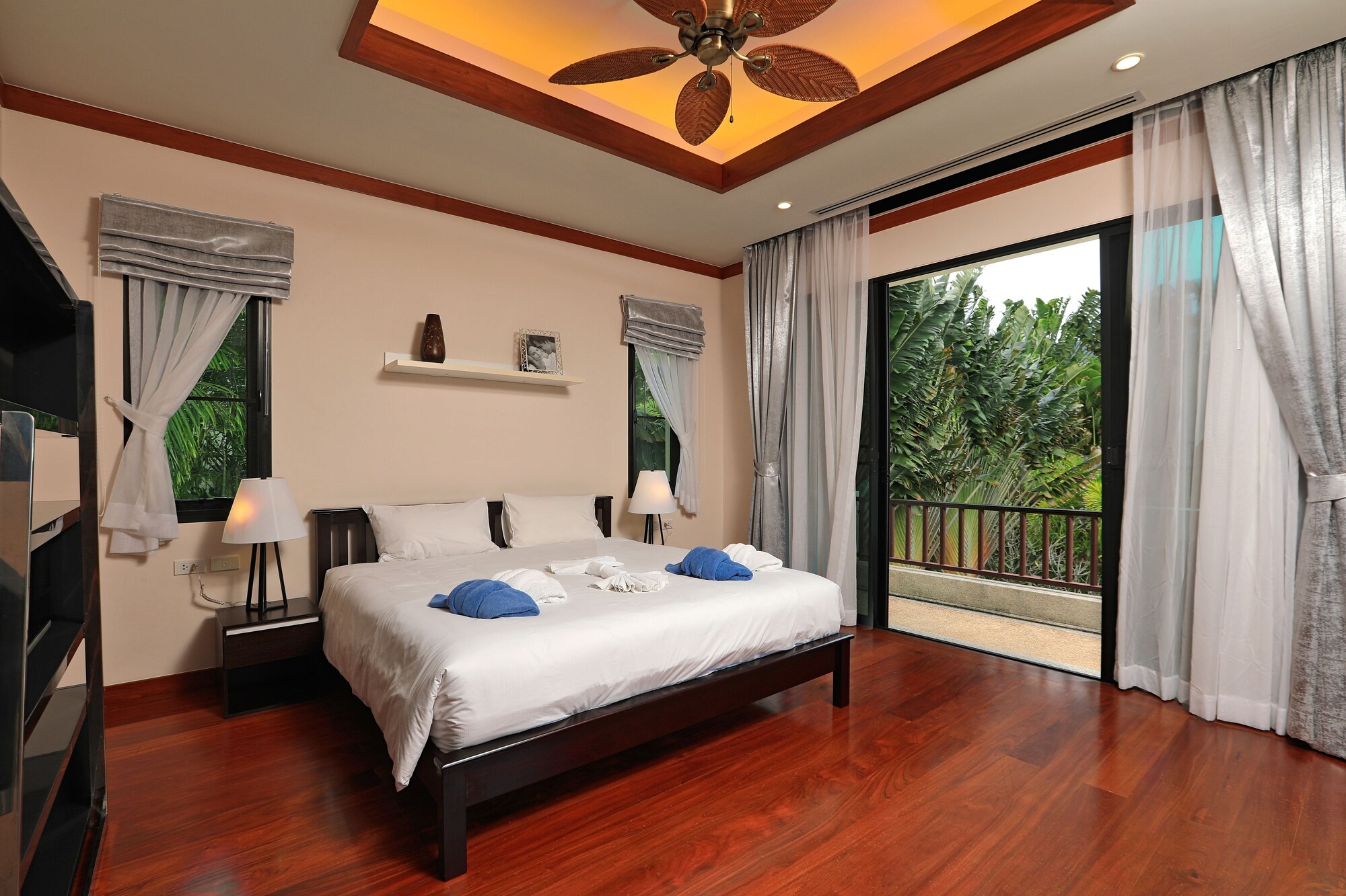 Baan Bua Estate by Tropiclook