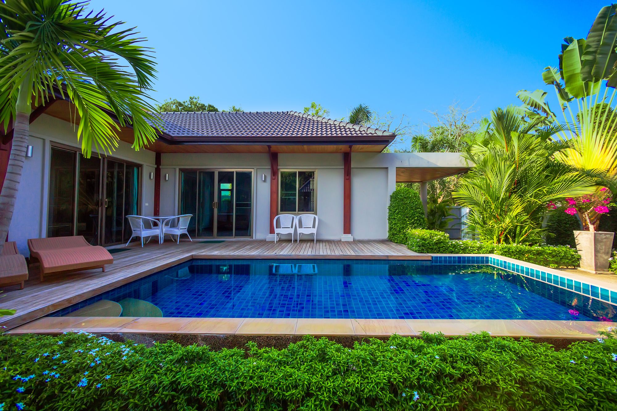 Baan Bua Estate by Tropiclook