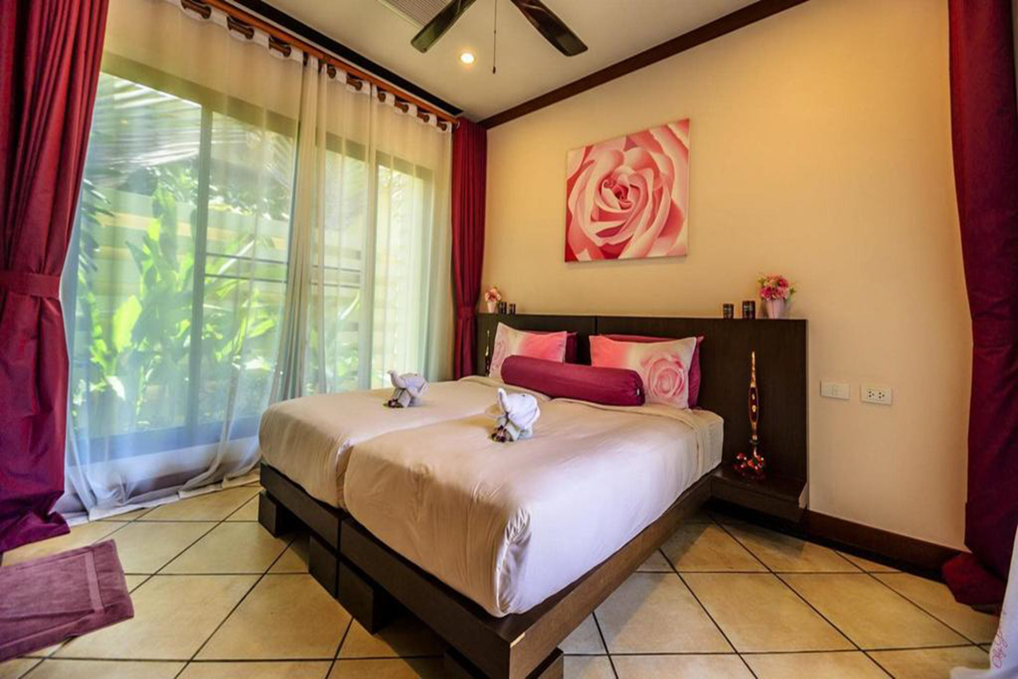 Baan Bua Estate by Tropiclook