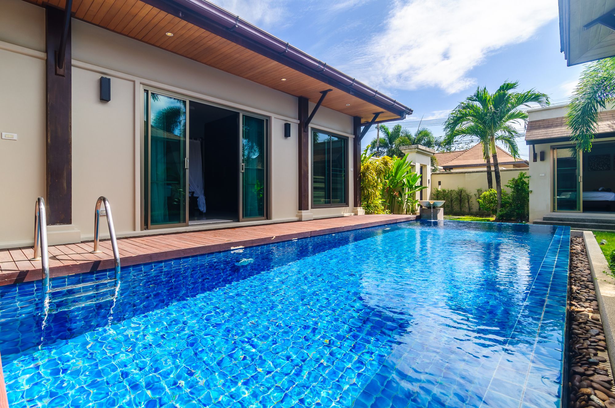Niche Villas by TropicLook