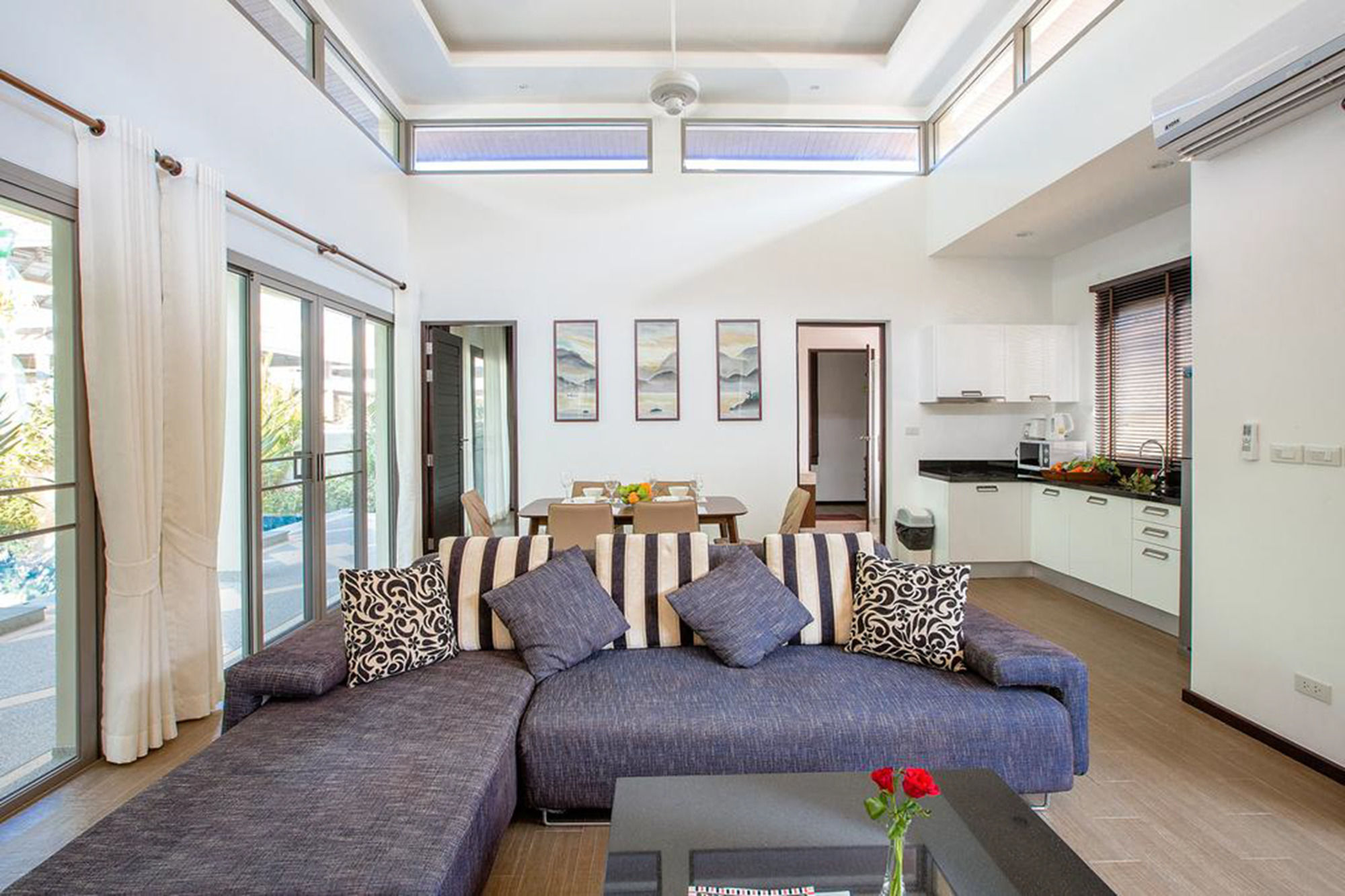 Shanti Estate by Tropiclook
