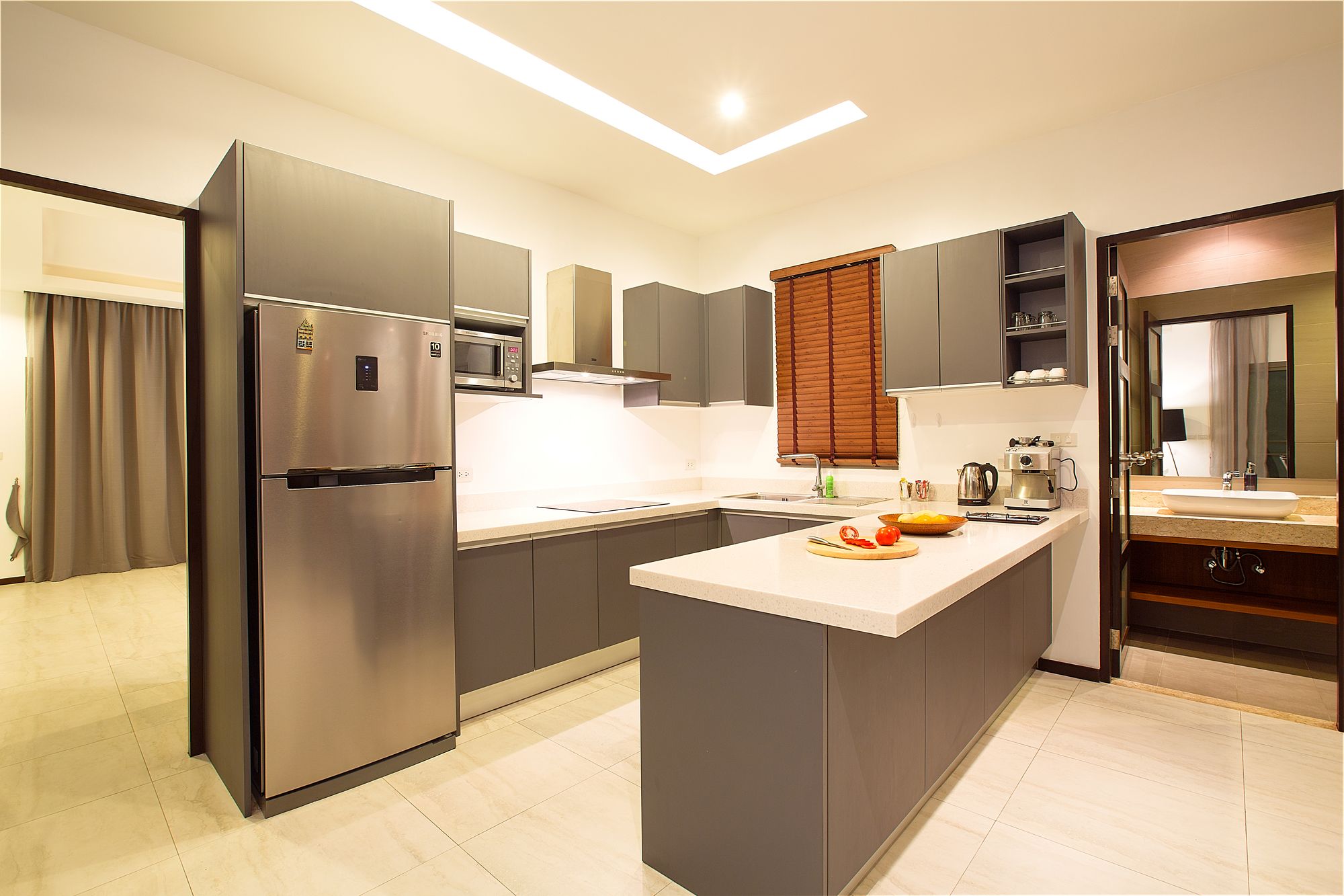 Shanti Estate by Tropiclook